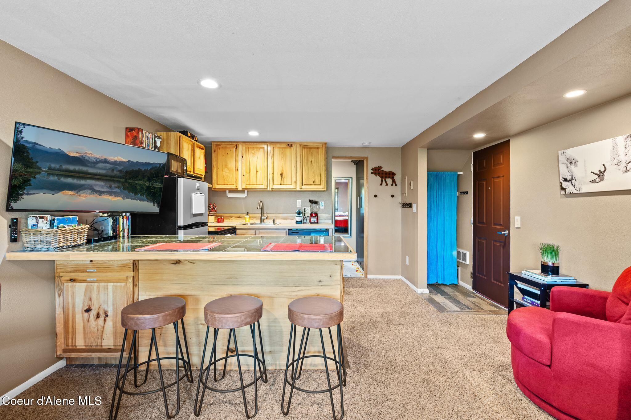 216 Mogul Hill Rd, #8 #8