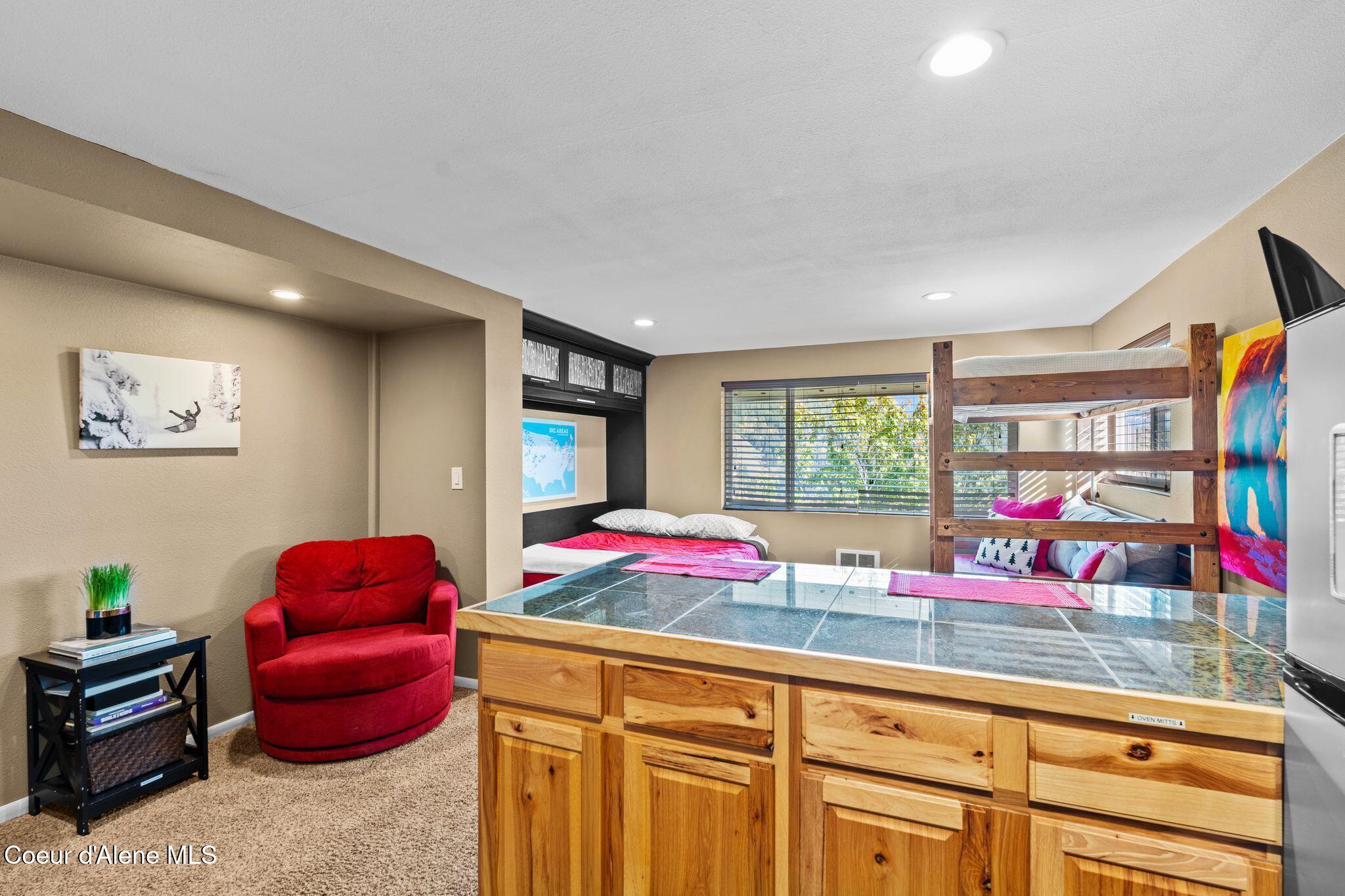 216 Mogul Hill Rd, #8 #8