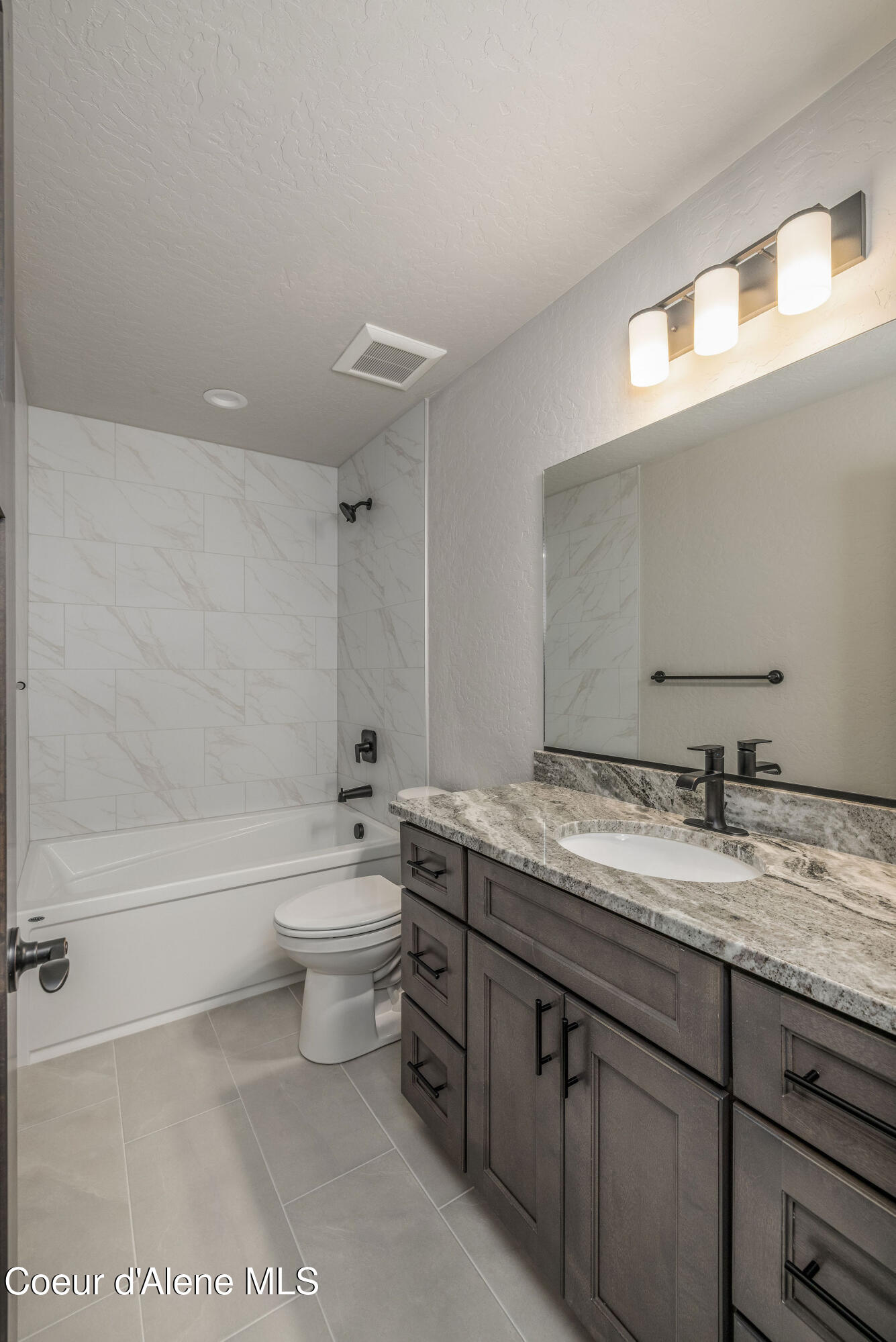 7832 E Autry Ln, Athol