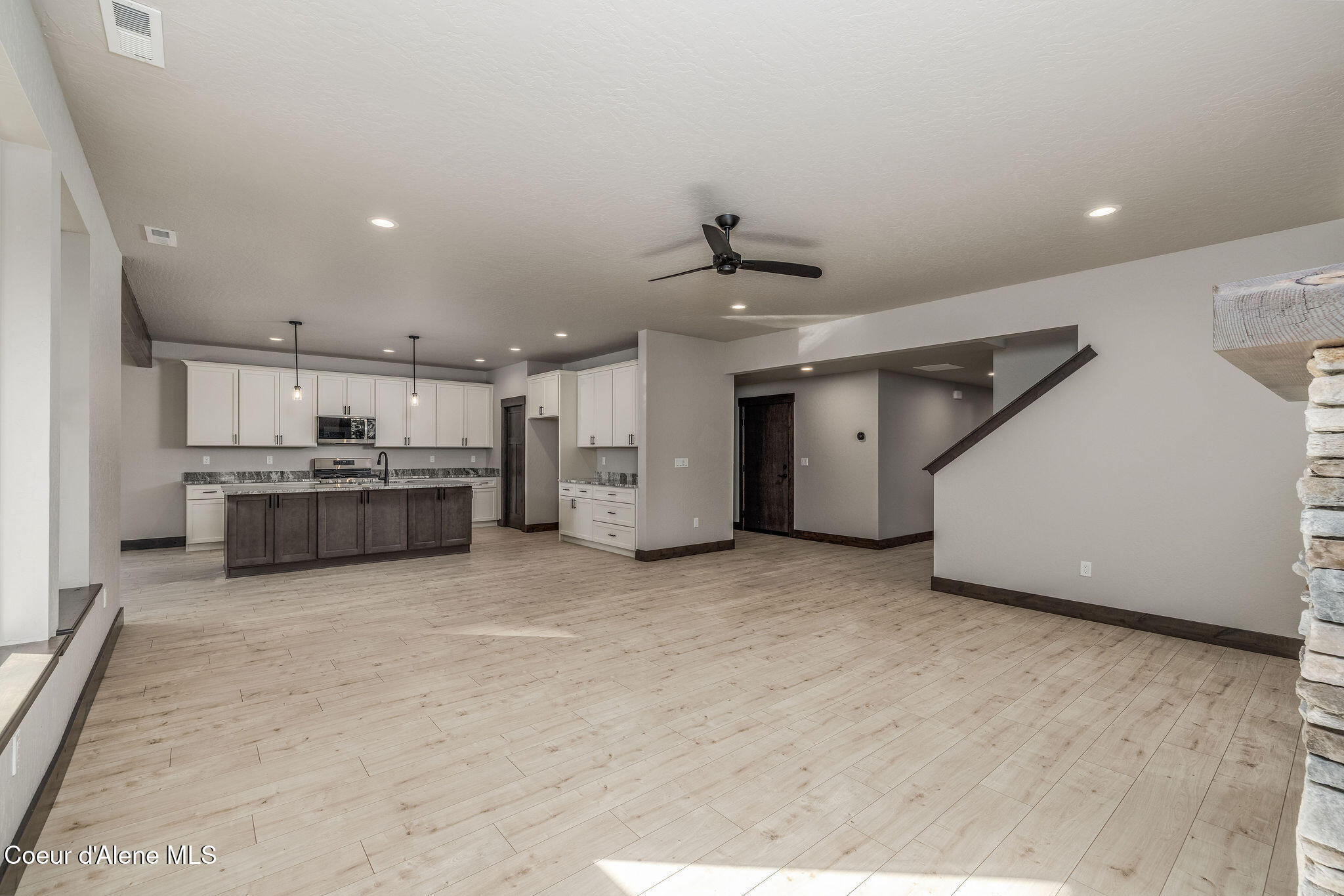 7832 E Autry Ln, Athol