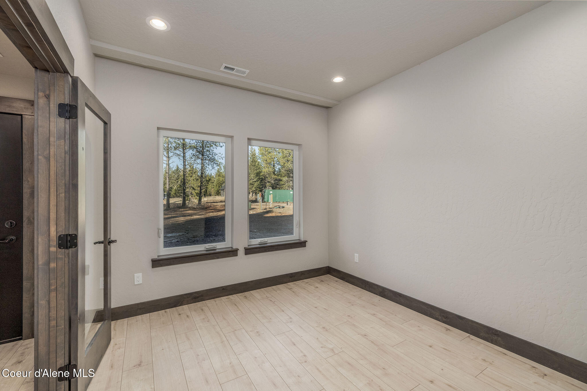 7832 E Autry Ln, Athol