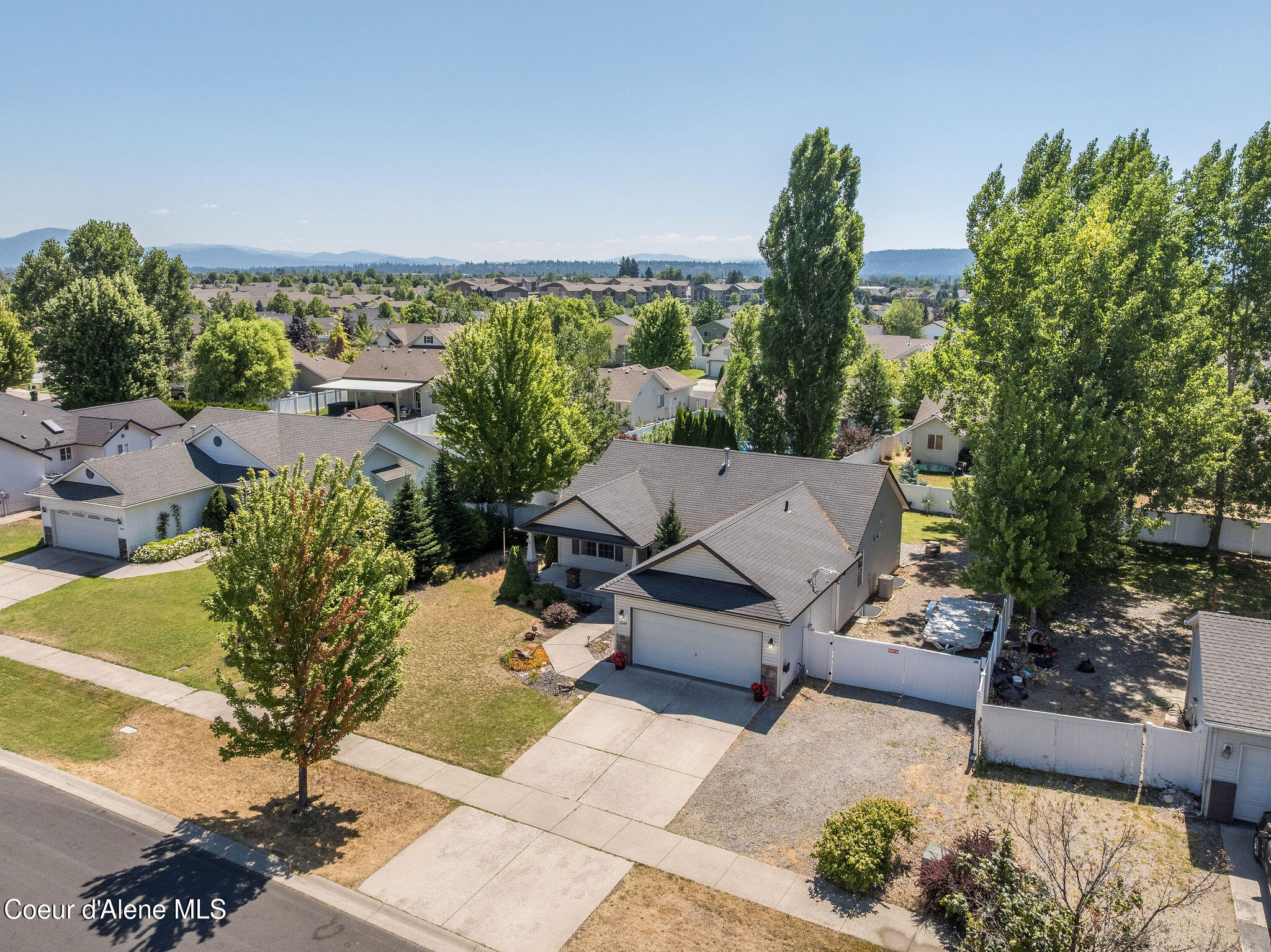 2644 N MACKENZIE DR