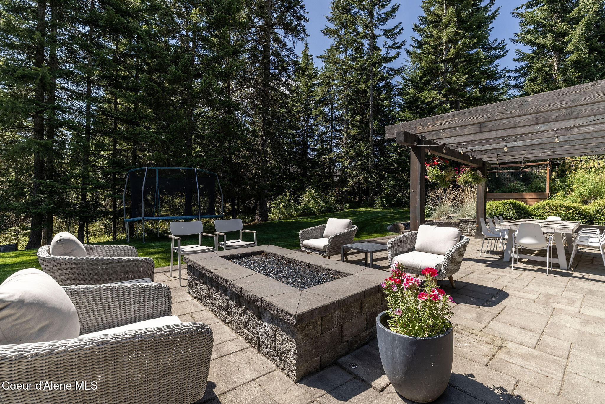 3886 W CIELO VIEW CT