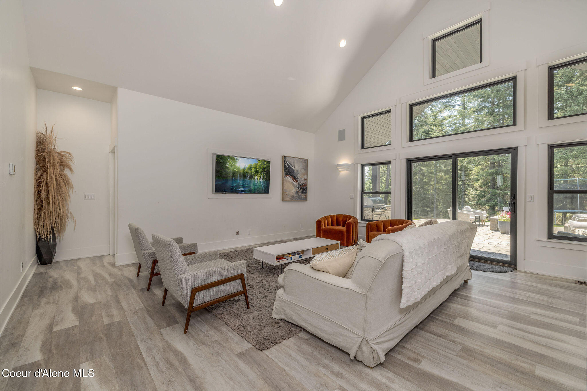 3886 W CIELO VIEW CT