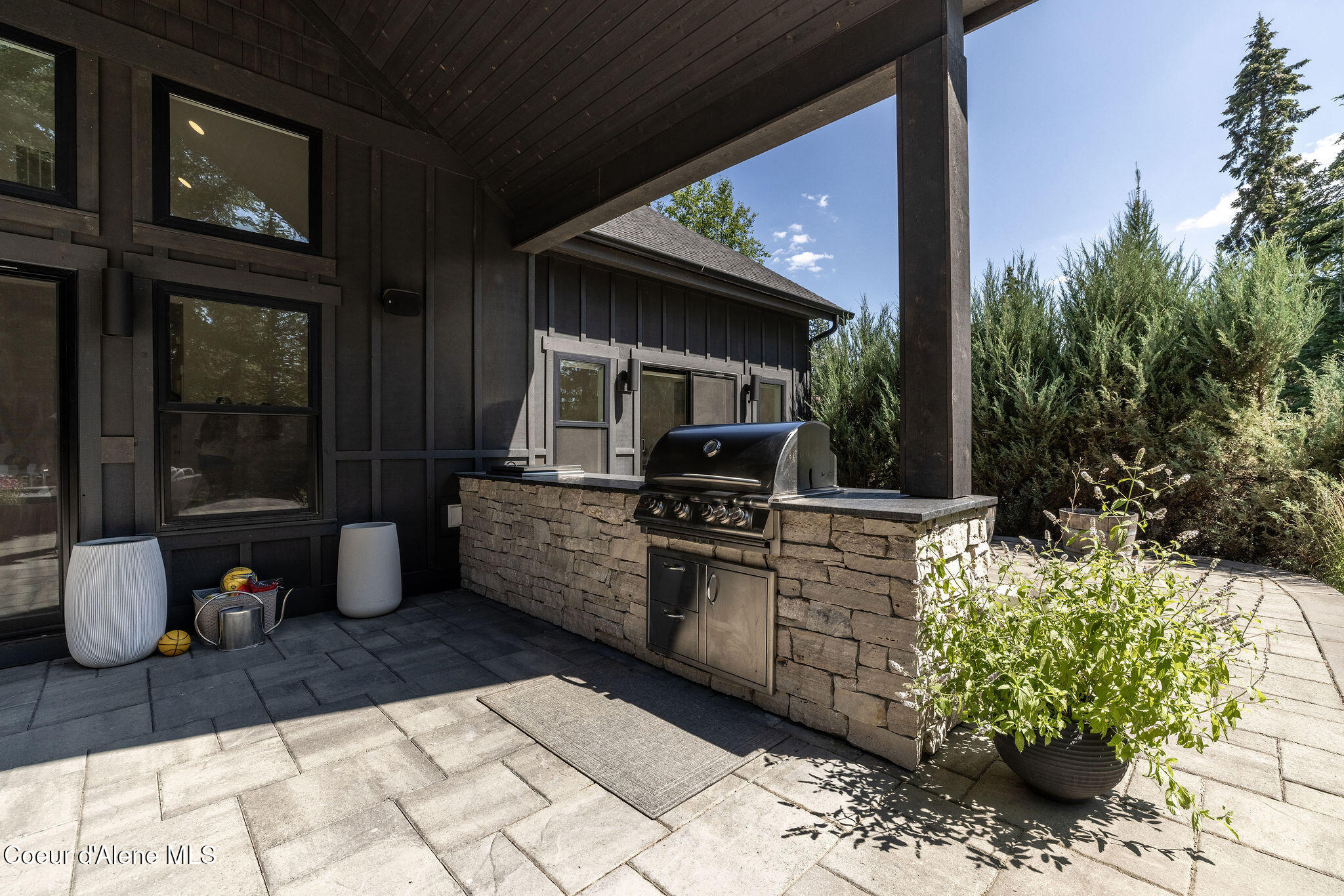 3886 W CIELO VIEW CT