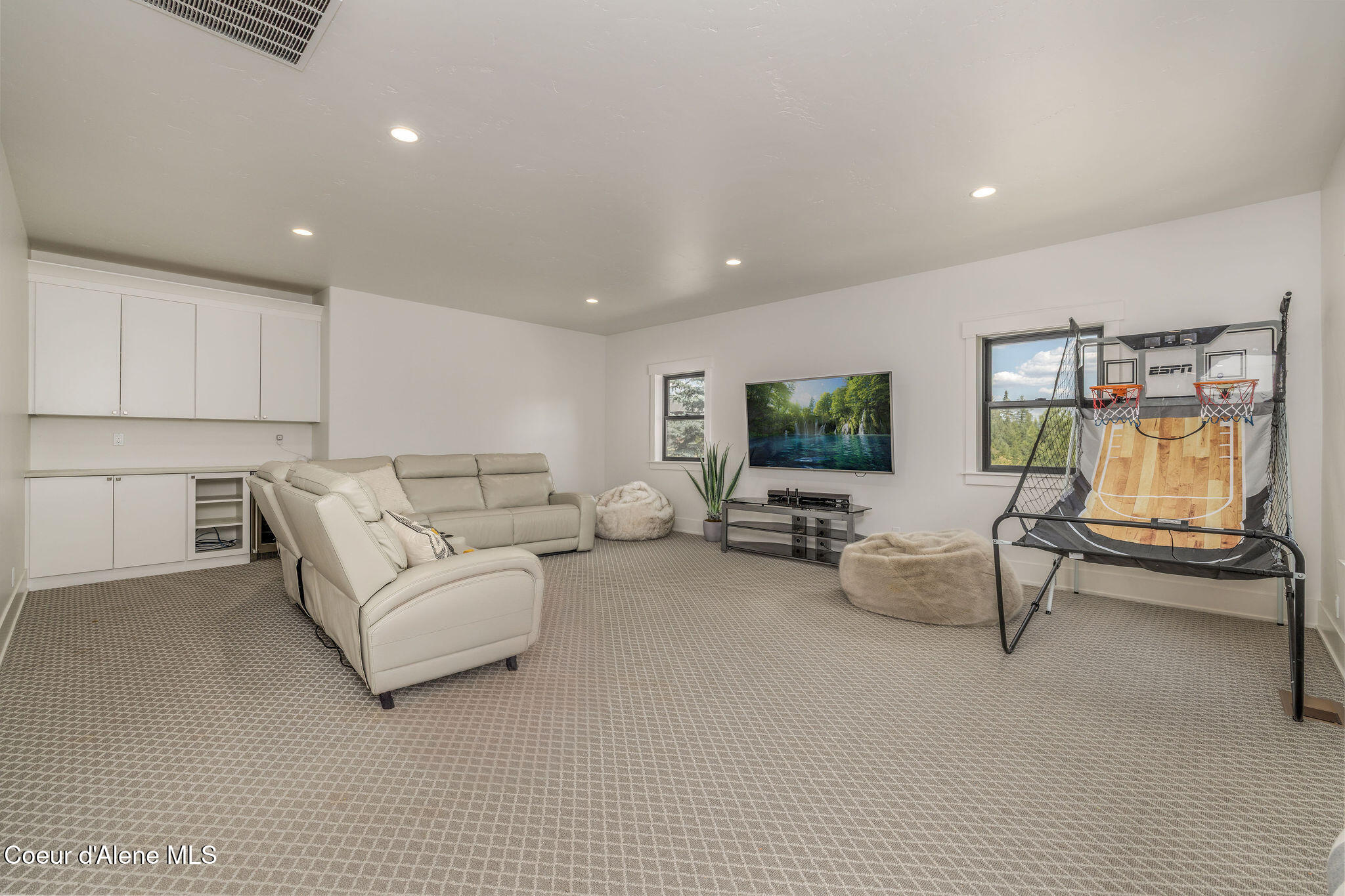 3886 W CIELO VIEW CT