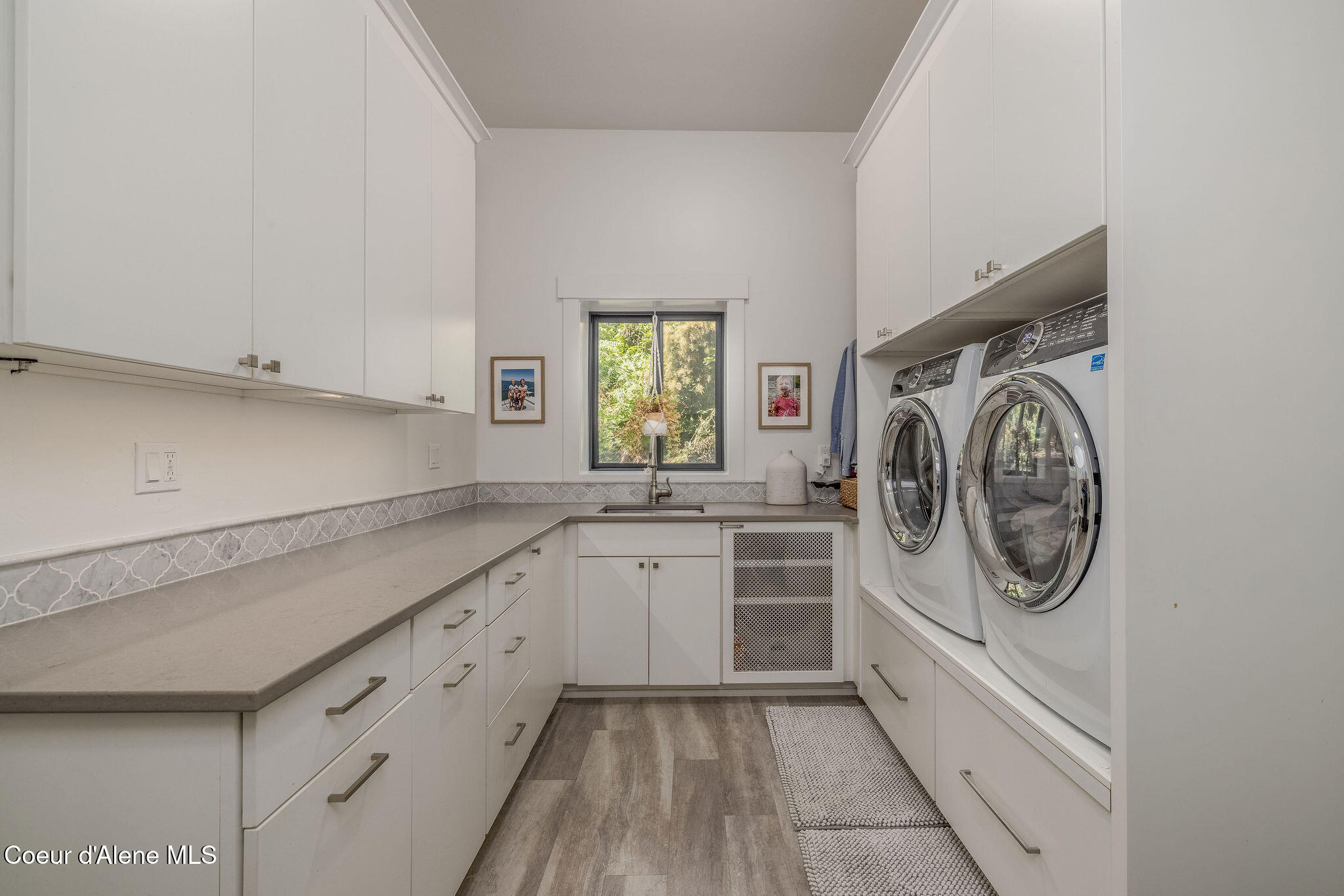 3886 W CIELO VIEW CT