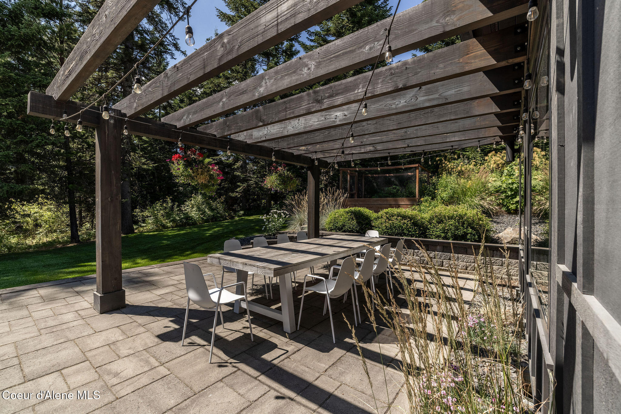 3886 W CIELO VIEW CT