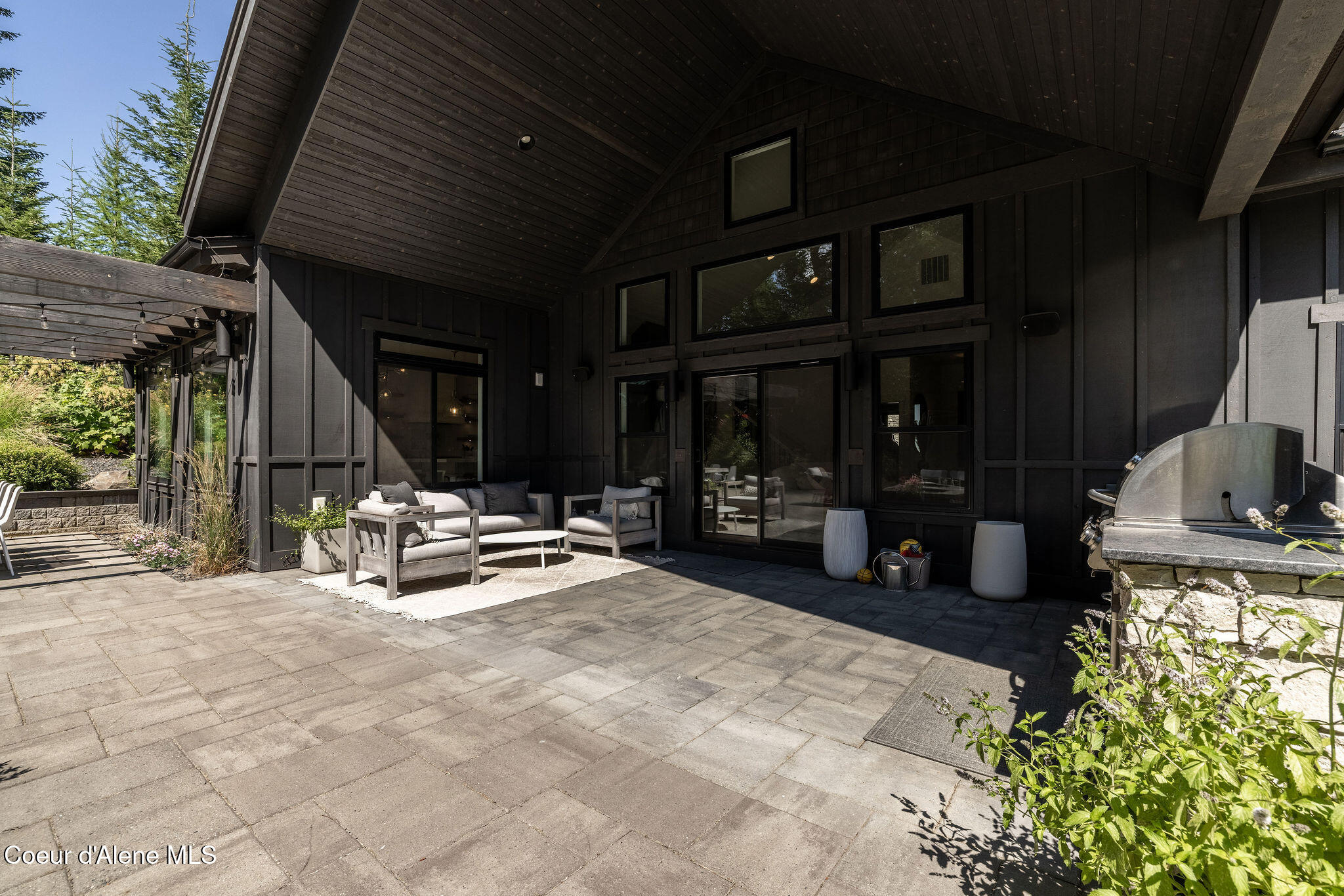 3886 W CIELO VIEW CT
