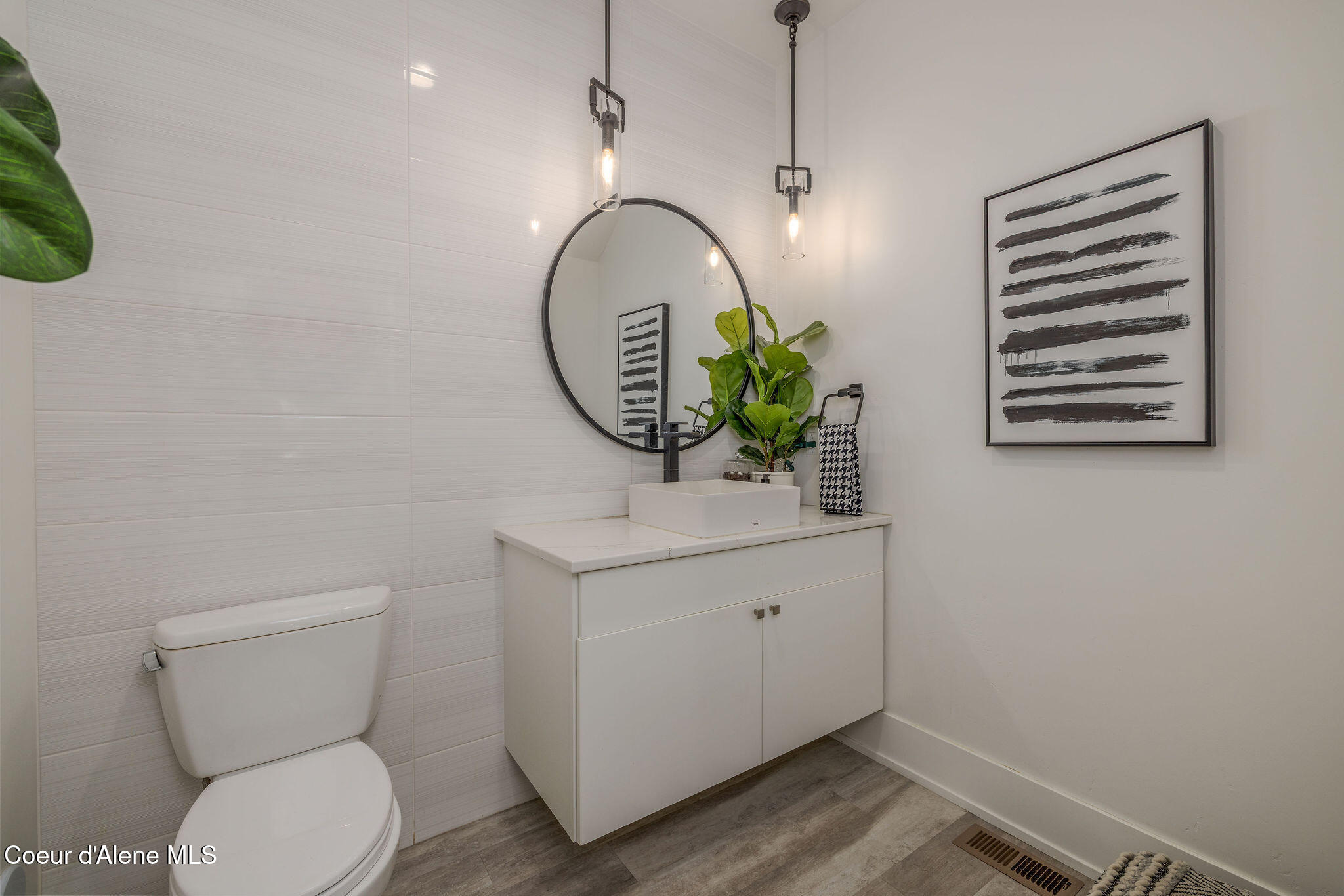 3886 W CIELO VIEW CT
