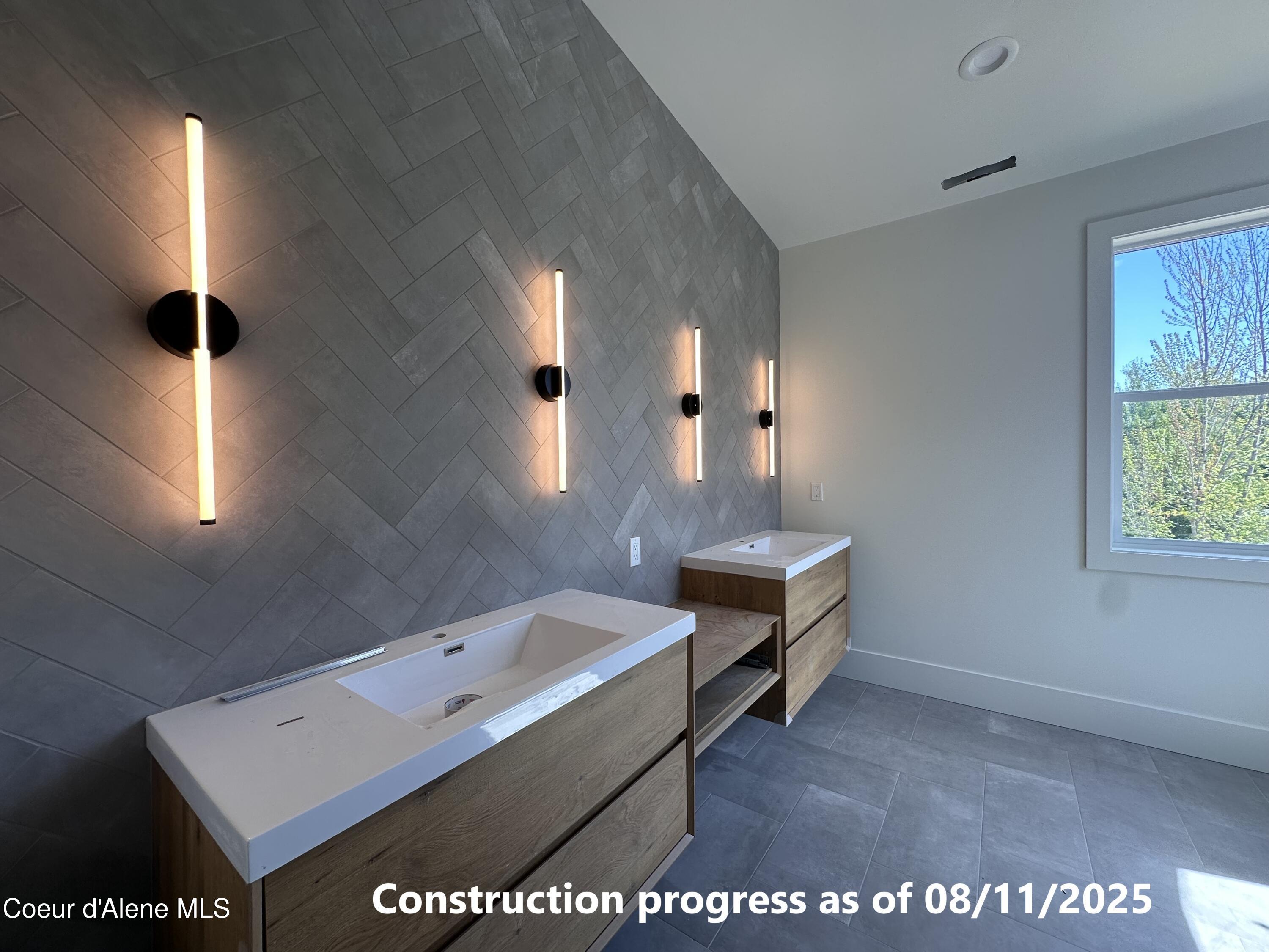 918/920 E Pennsylvania Ave