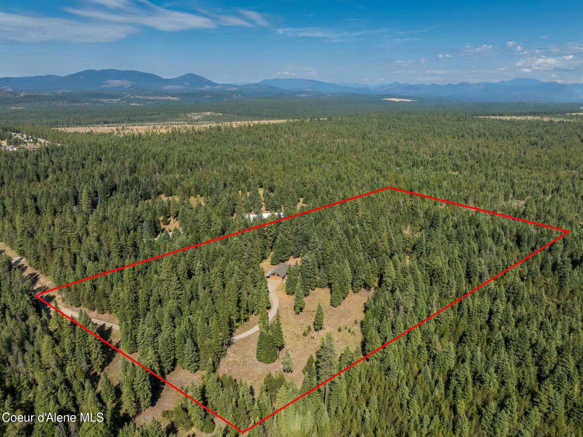 32926 N SAND CREEK DR