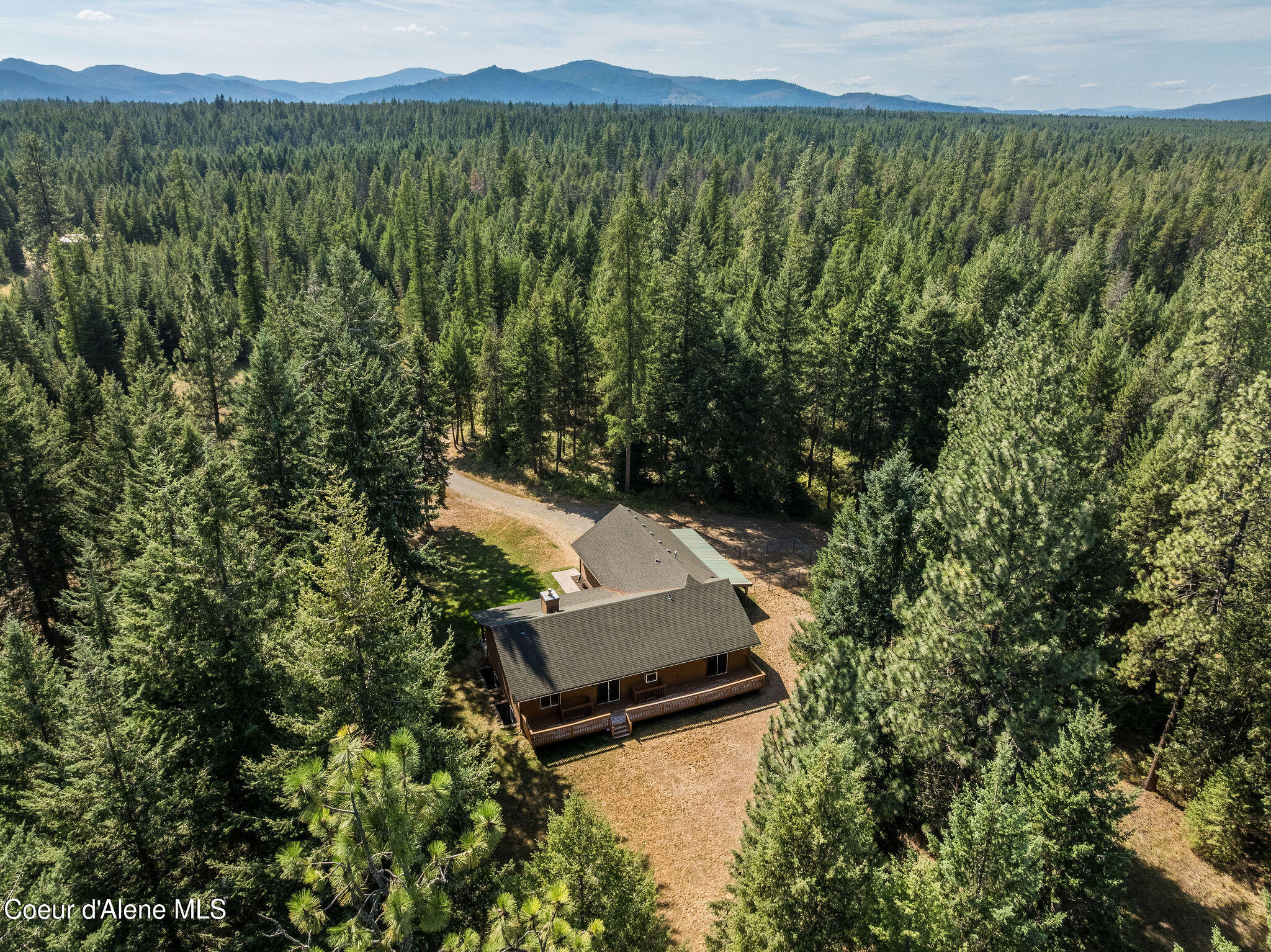 32926 N SAND CREEK DR