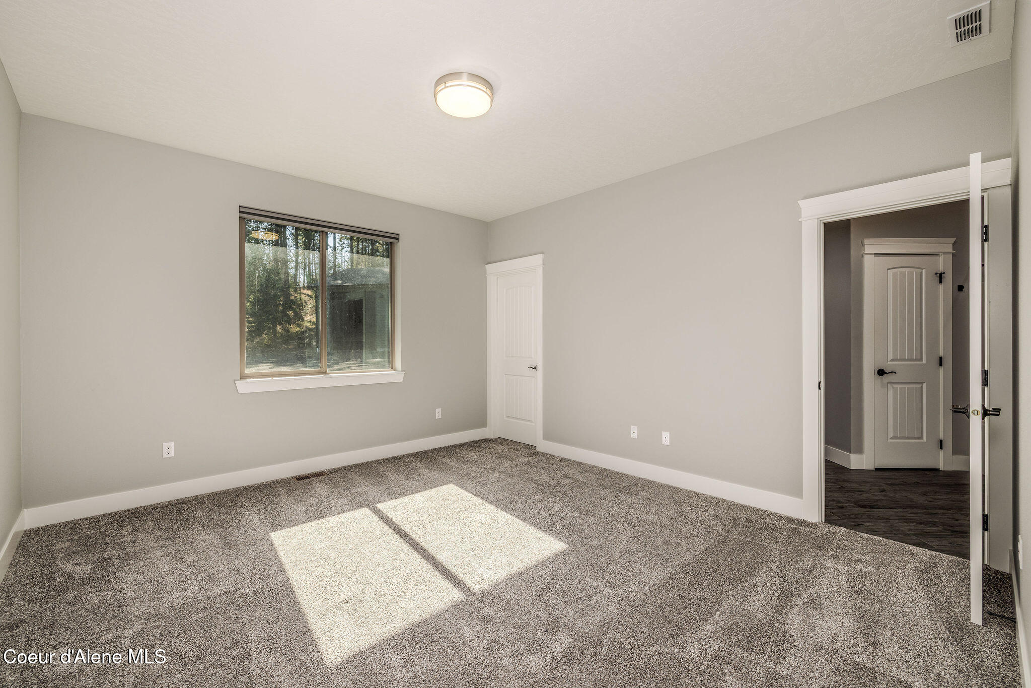 5045 W COUGAR GULCH RD, Coeur d'Alene