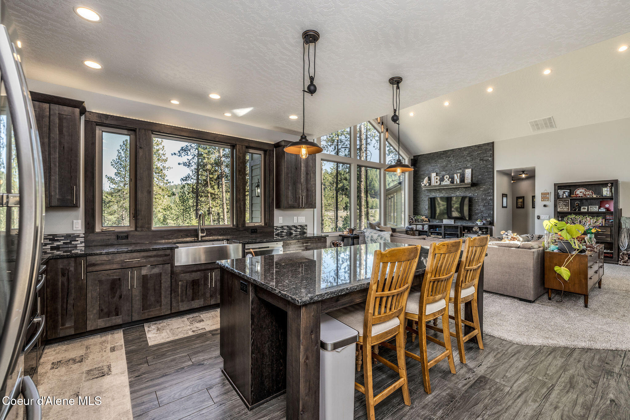 5045 W COUGAR GULCH RD, Coeur d'Alene