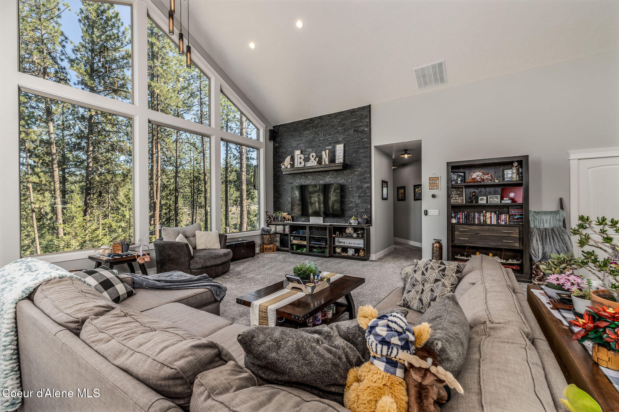 5045 W COUGAR GULCH RD, Coeur d'Alene