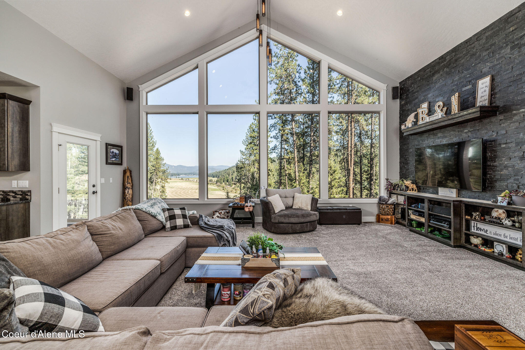 5045 W COUGAR GULCH RD, Coeur d'Alene