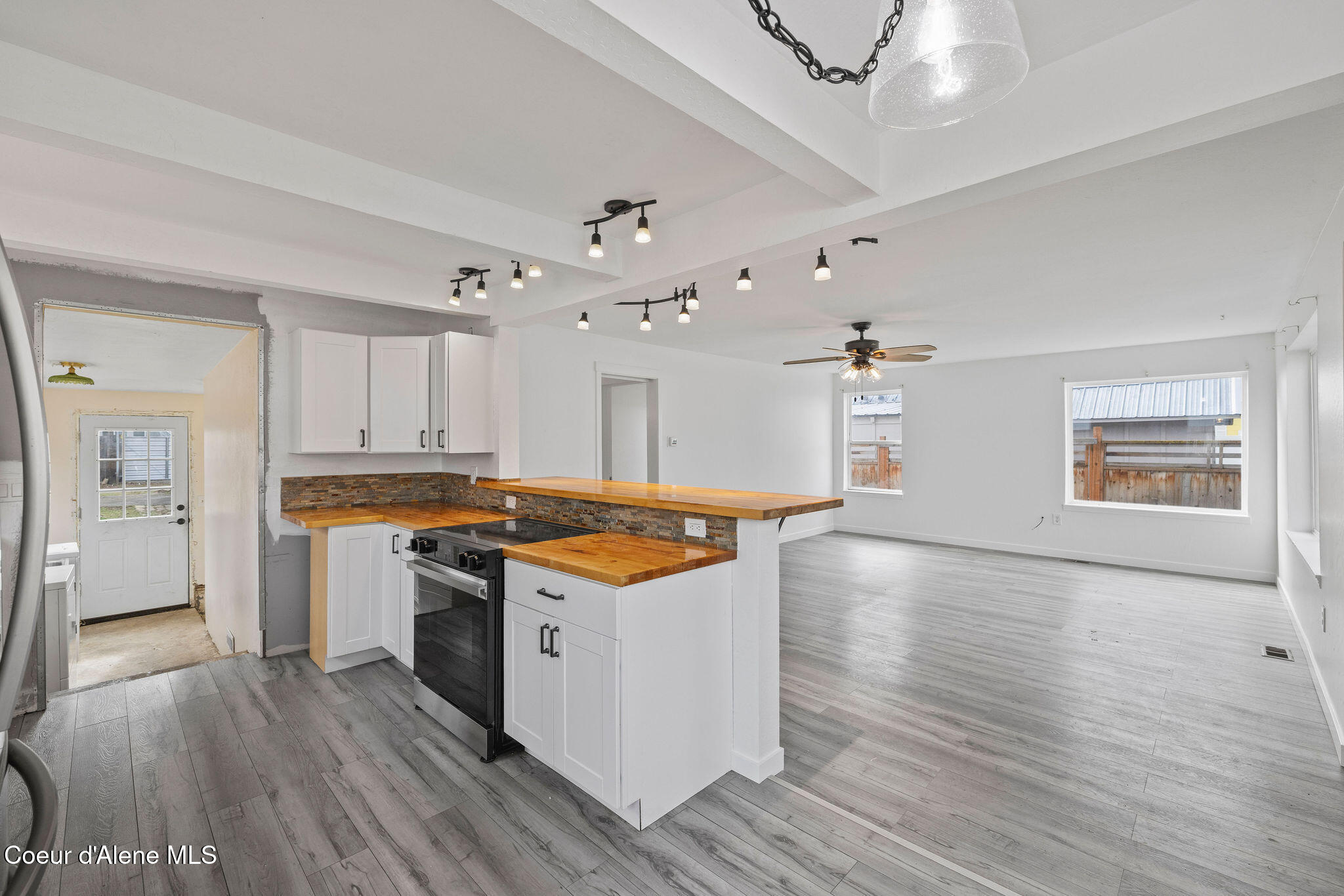 2110 E AVE, Coeur d'Alene