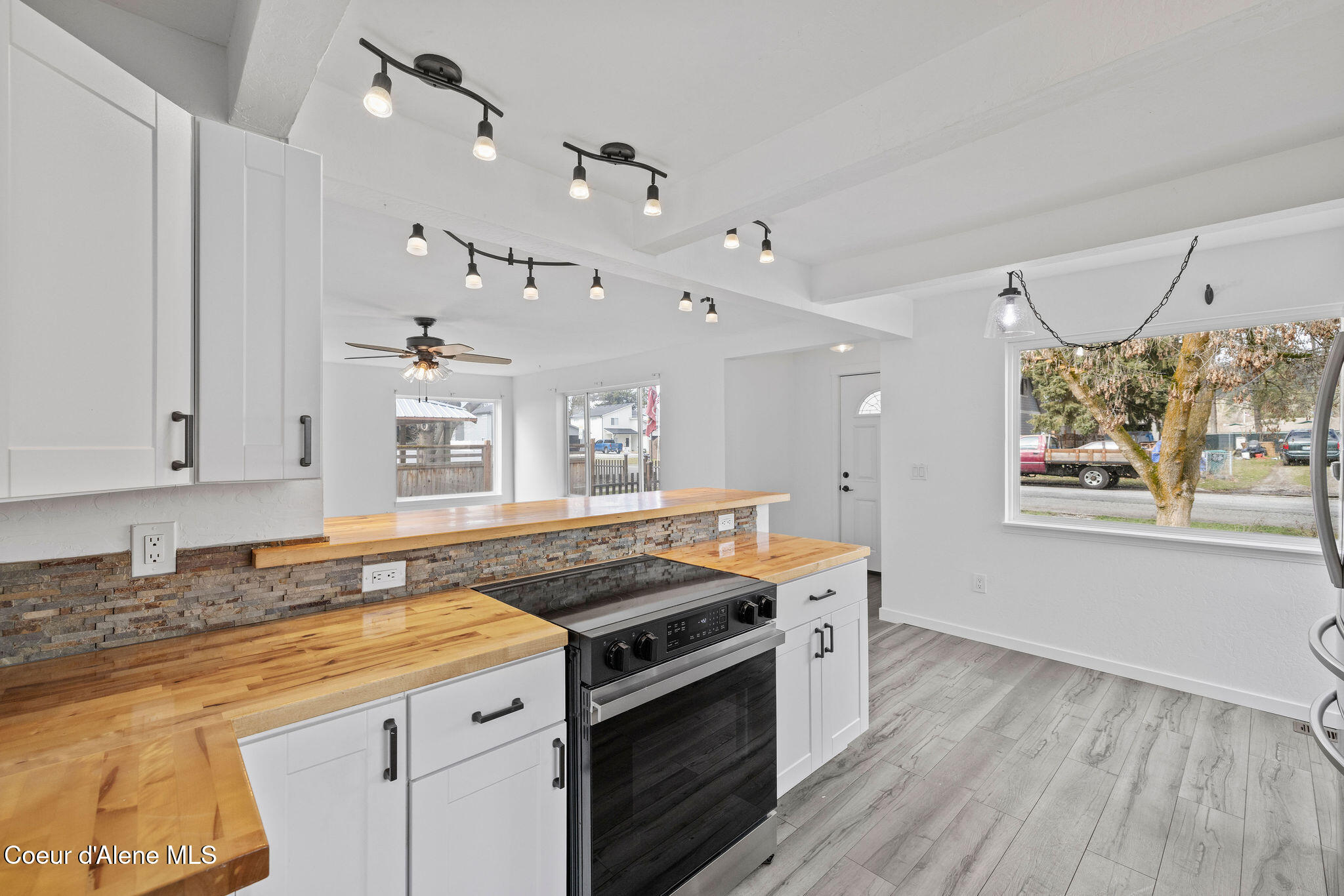 2110 E AVE, Coeur d'Alene