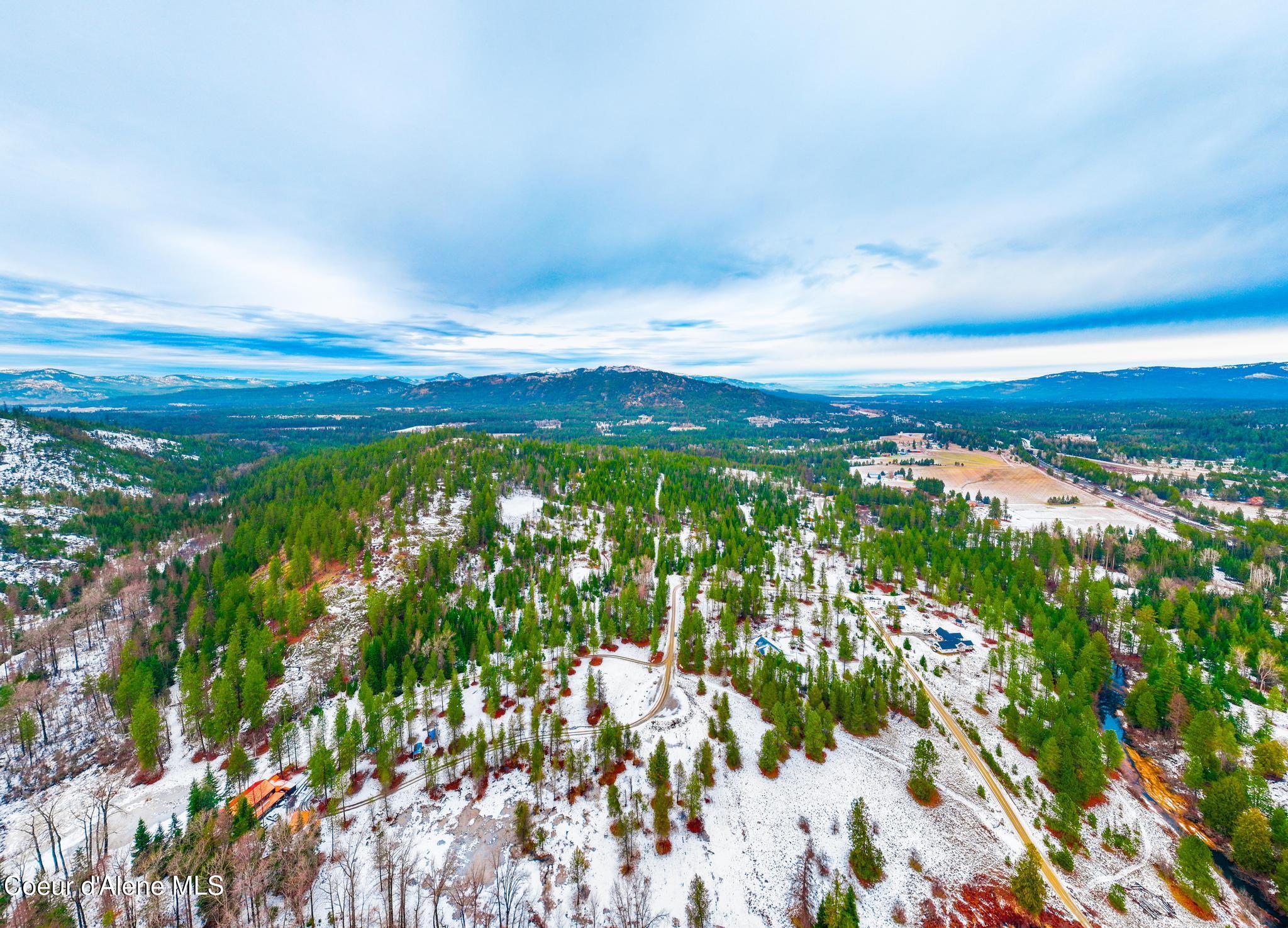TWO 5 ACRE LOTS ON AMETHYST