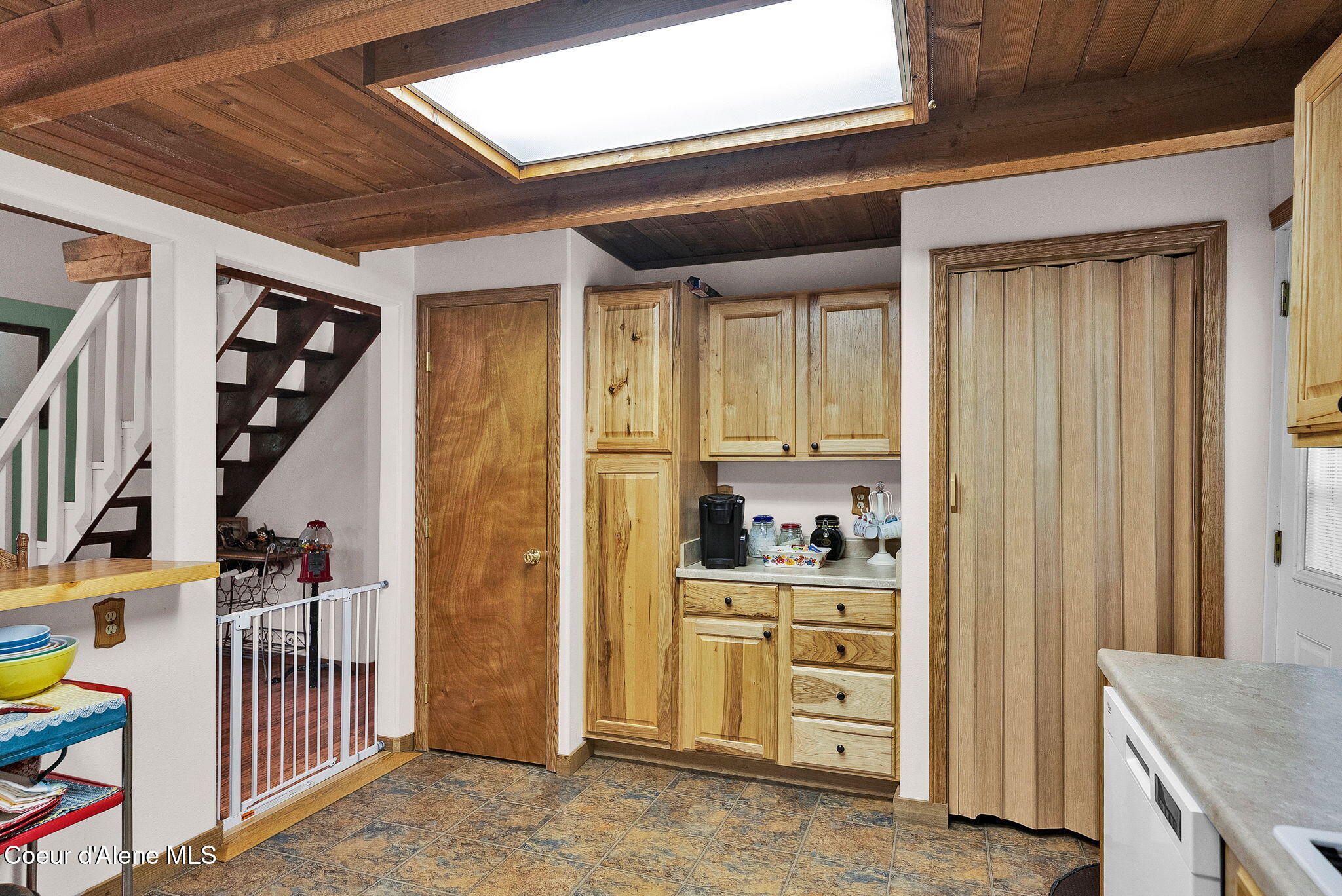 24805 N Cedar Mountain RD