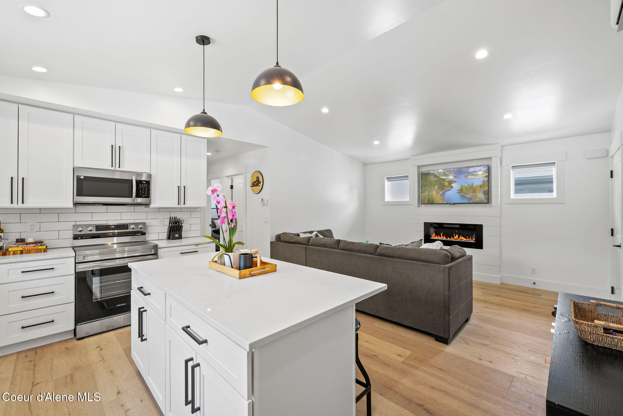 1205 E Adeline AVE, Coeur d'Alene