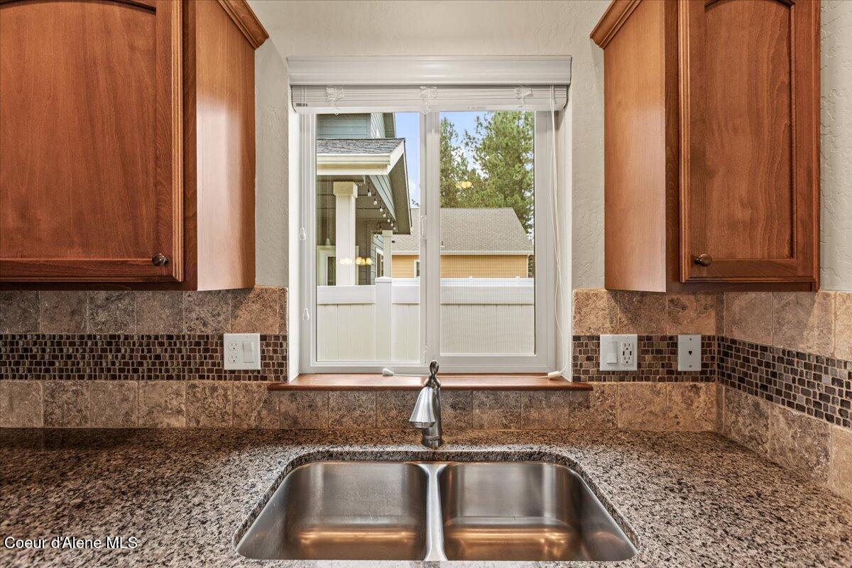 6676 N Idlewood DR, Coeur d'Alene