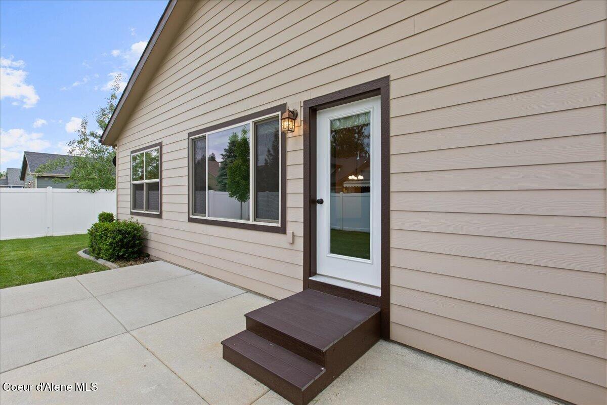 6676 N Idlewood DR, Coeur d'Alene