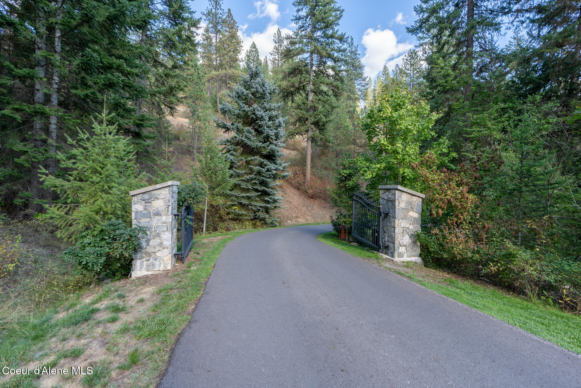 4557 W Mica Shore RD, Coeur d'Alene