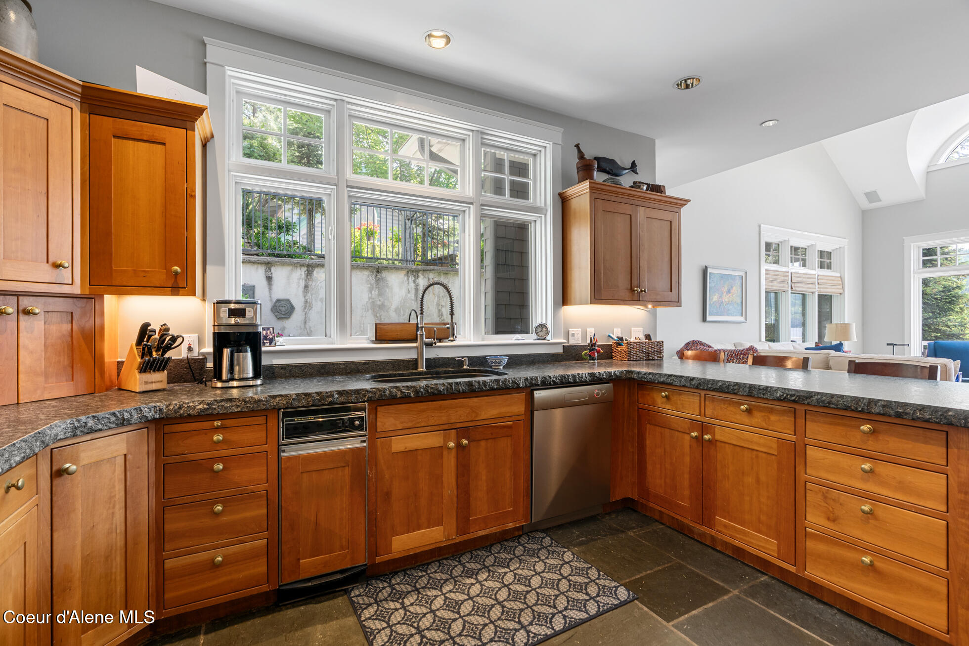 4557 W Mica Shore RD, Coeur d'Alene