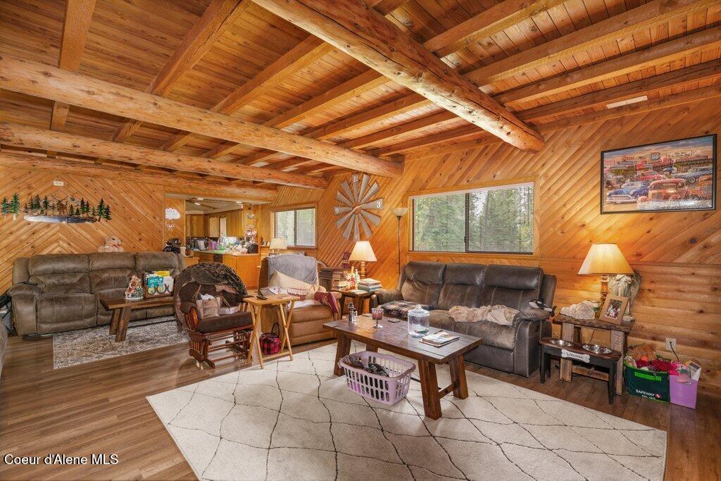 457 Lodgepole Rd