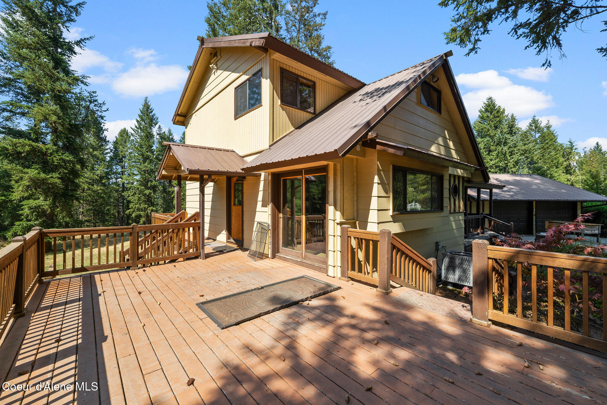 457 Lodgepole Rd