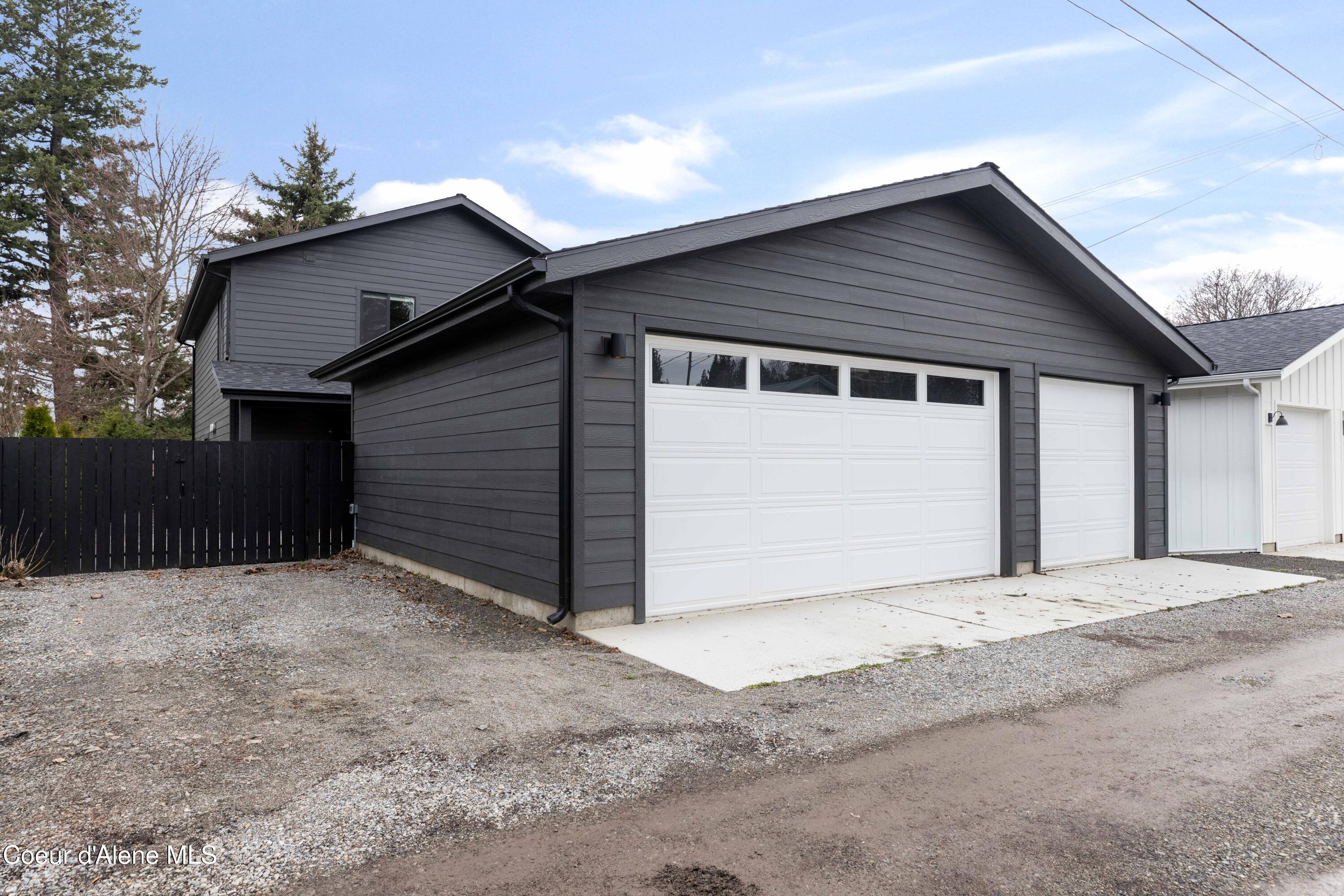 1107 E St Maries AVE, Coeur d'Alene