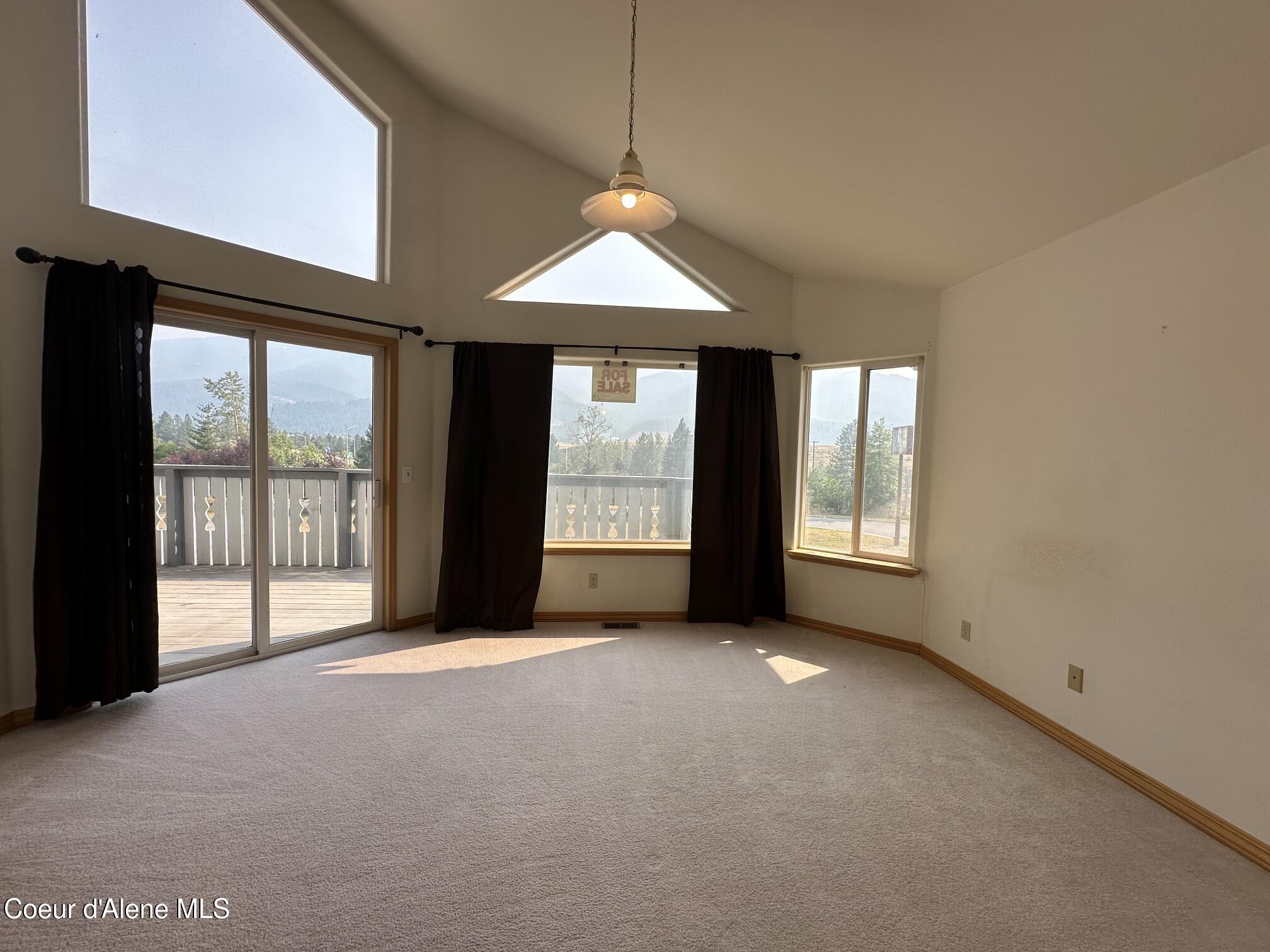 75 Silver Ridge CIR, 203