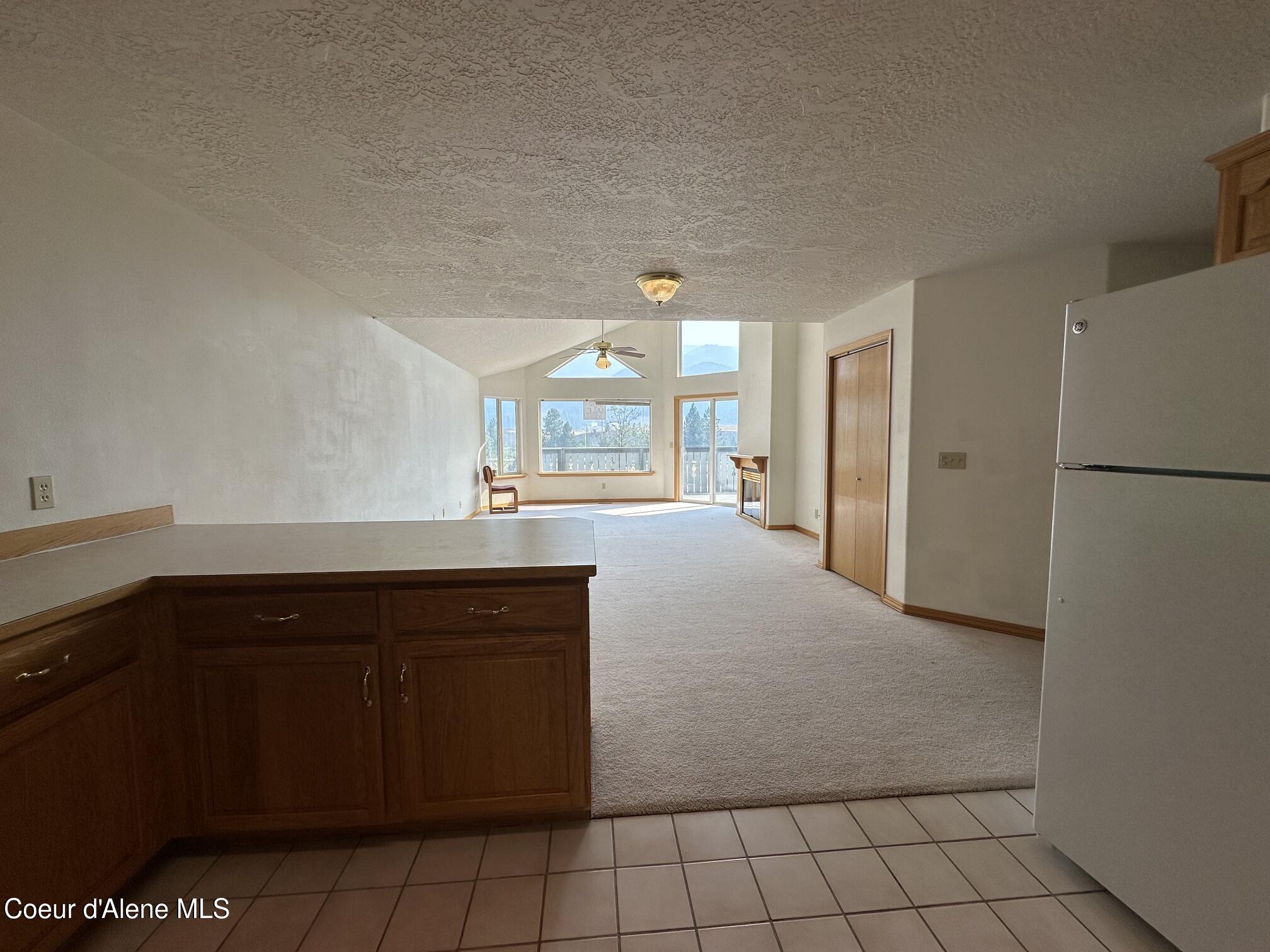 75 Silver Ridge CIR, 203