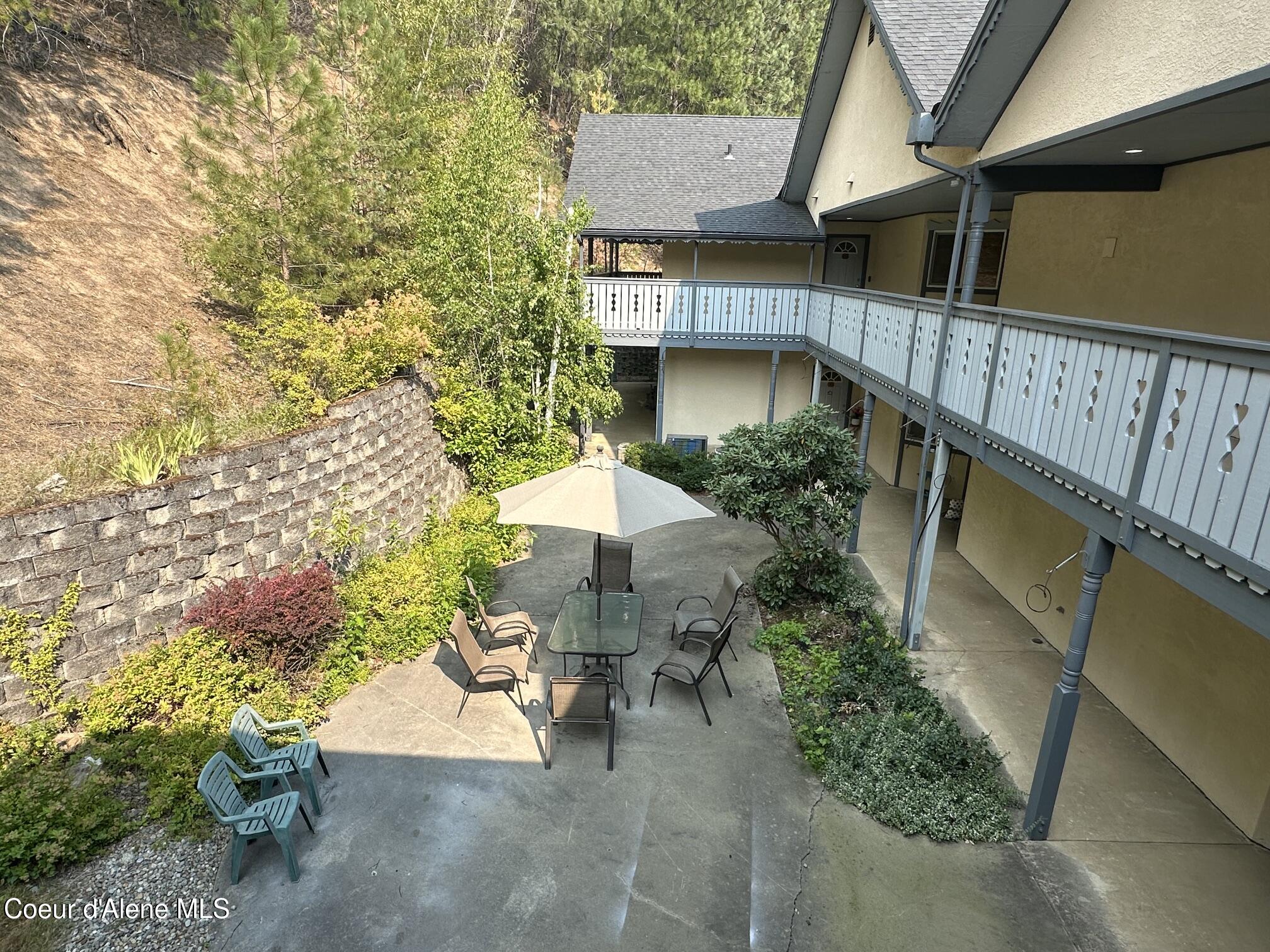 75 Silver Ridge CIR, 203