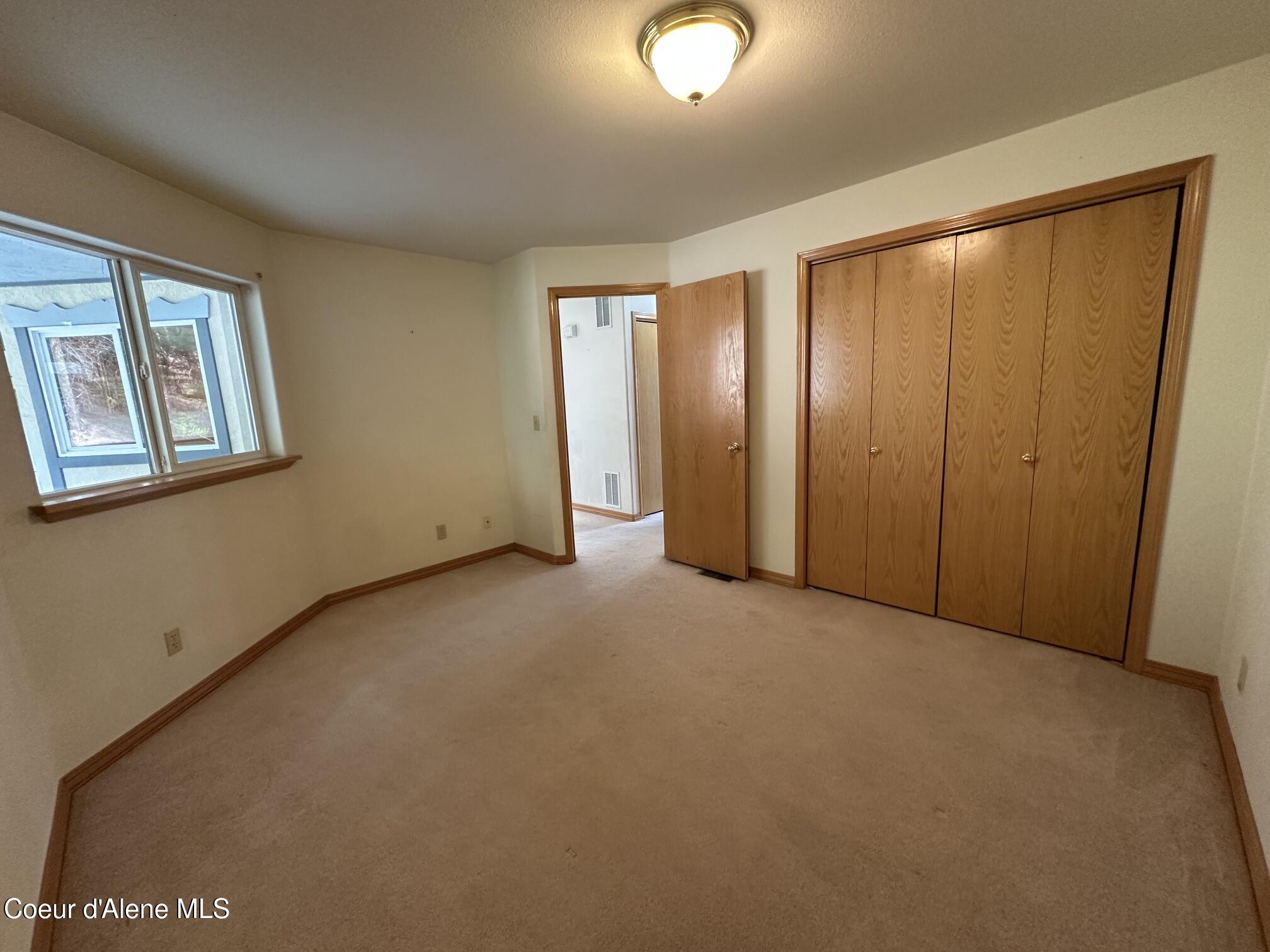 75 Silver Ridge CIR, 203