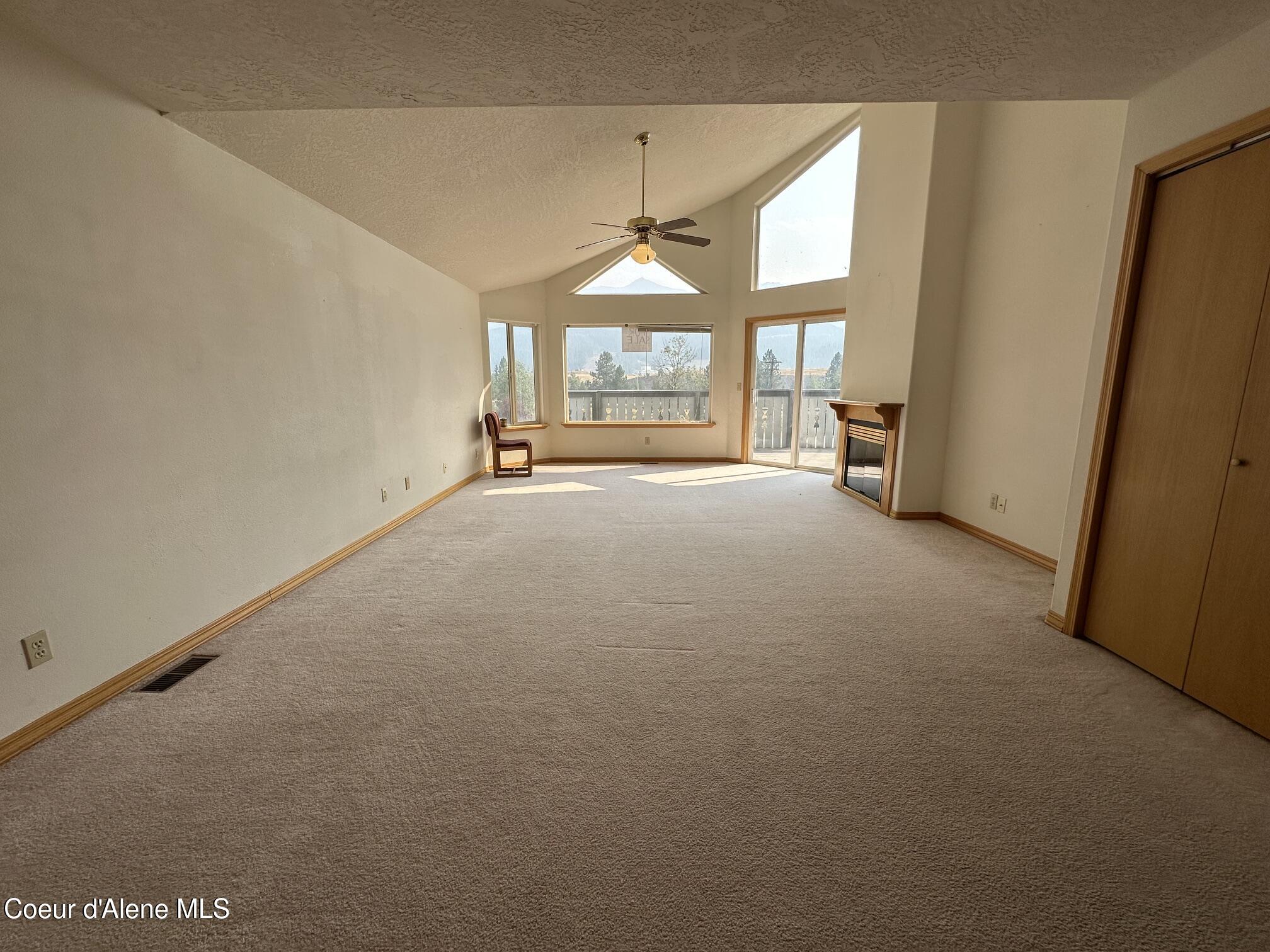75 Silver Ridge CIR, 203