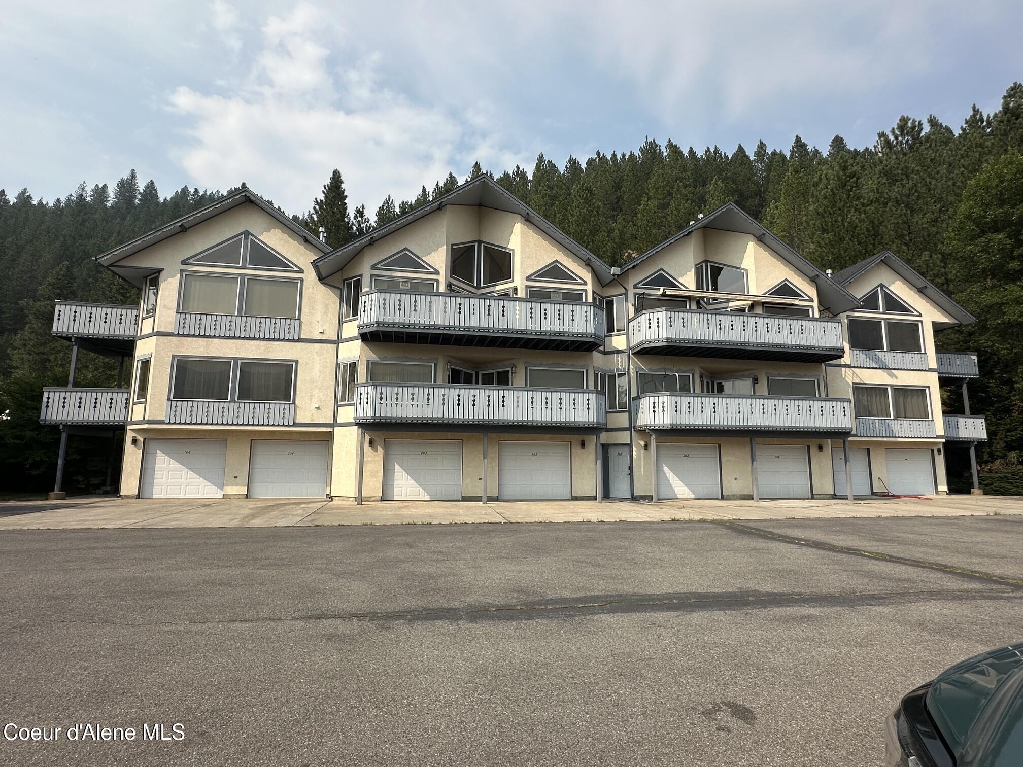 75 Silver Ridge CIR, 203