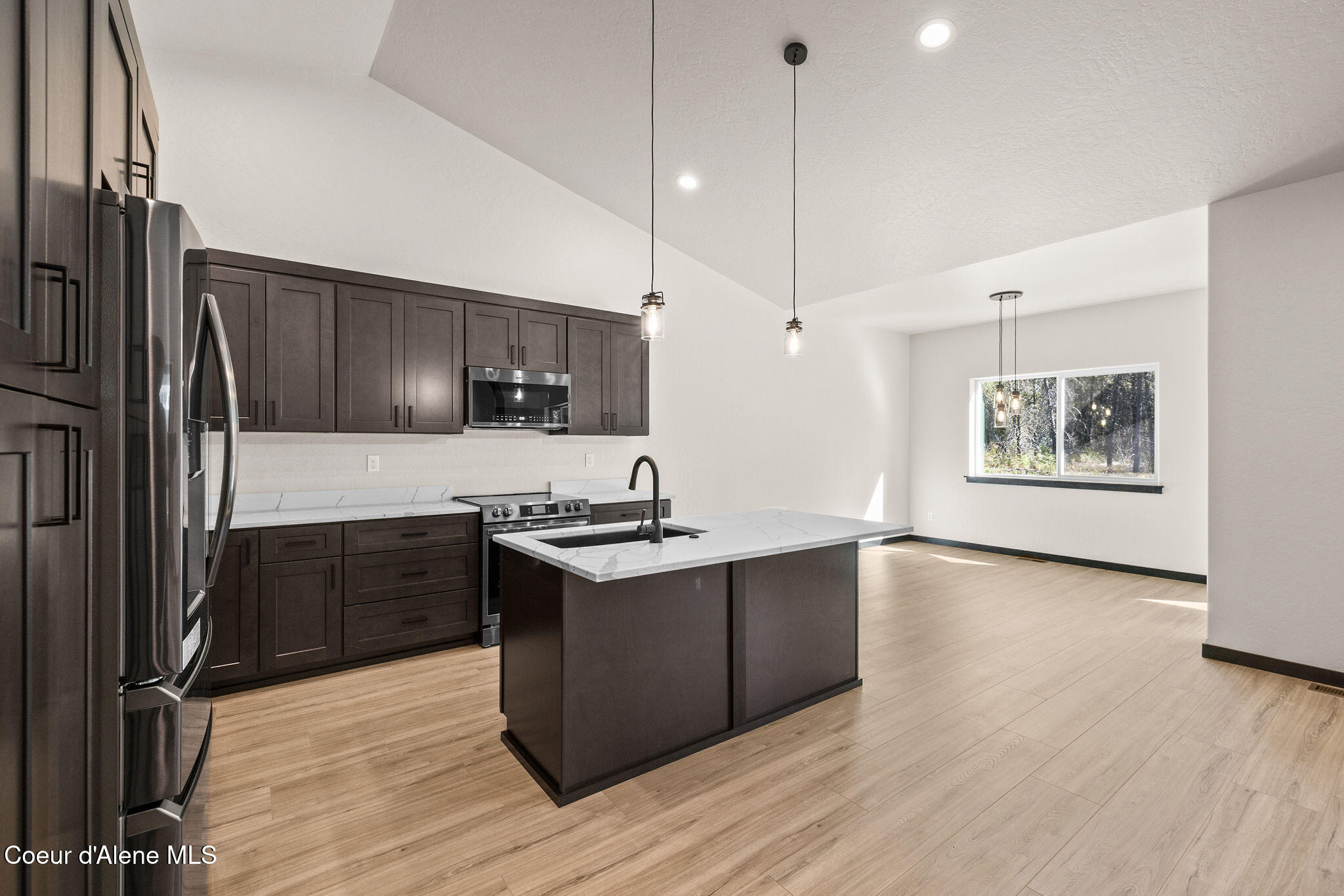 95 Wyatt Ln