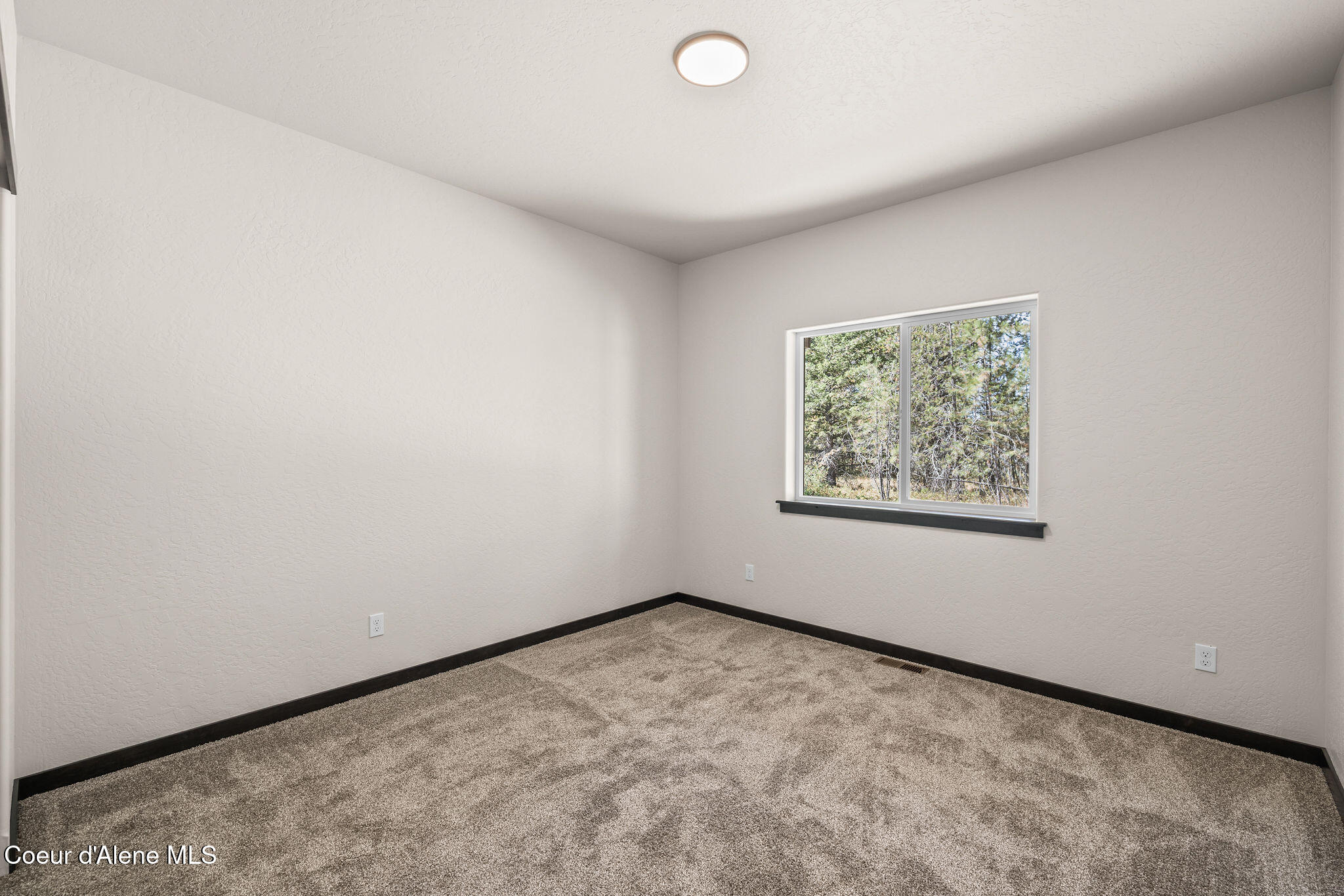 95 Wyatt Ln