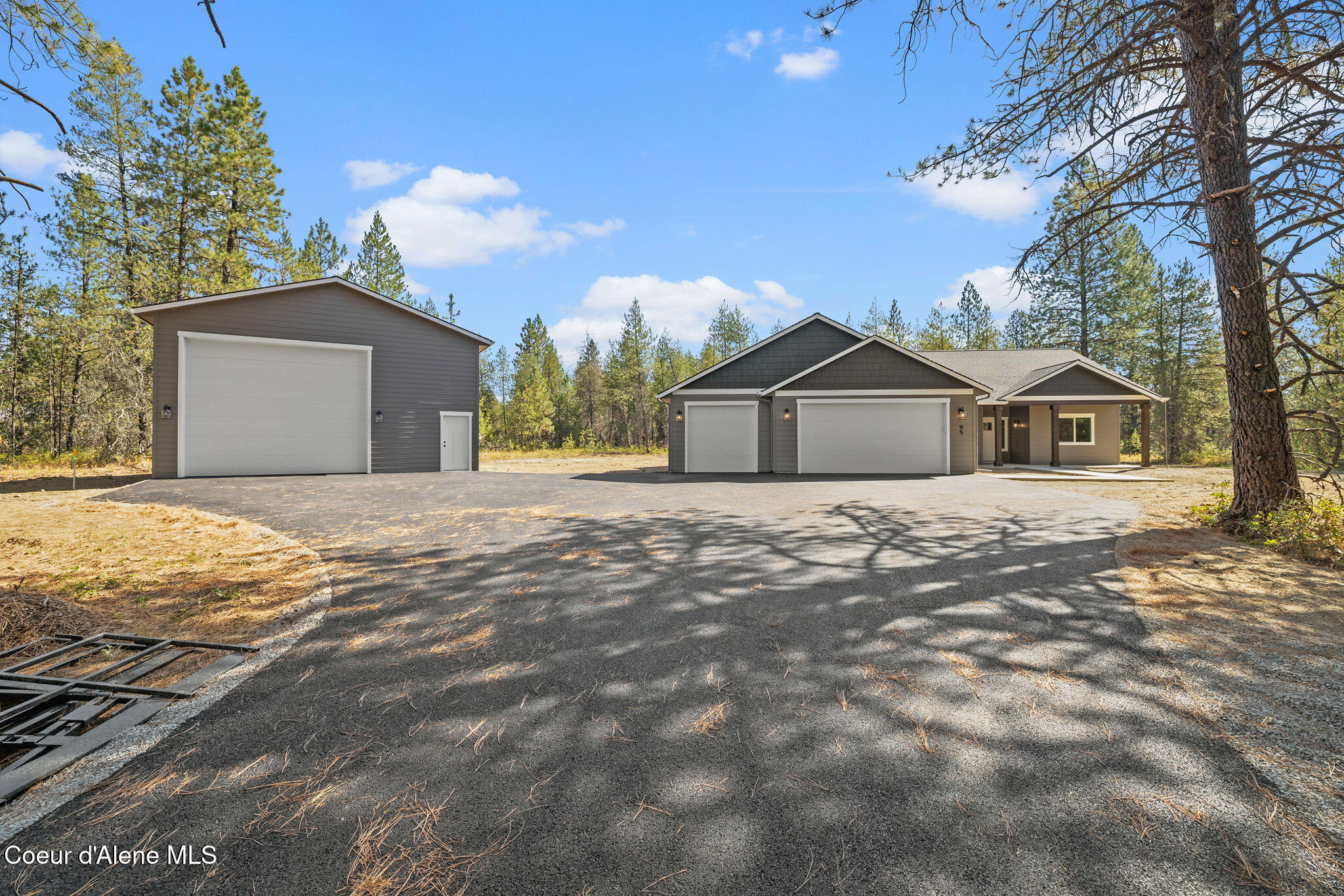 95 Wyatt Ln