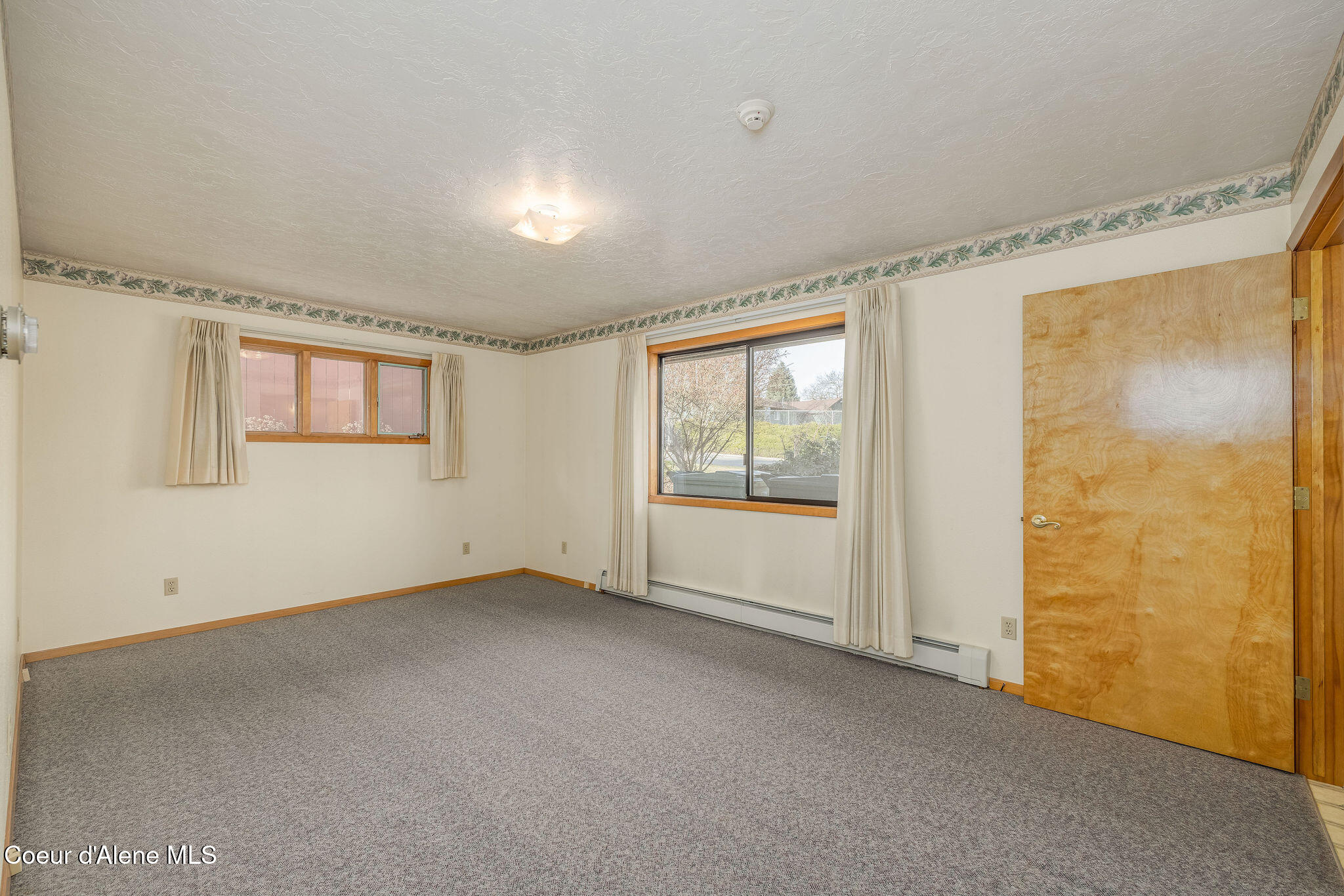 910 E Birch AVE, Coeur d'Alene