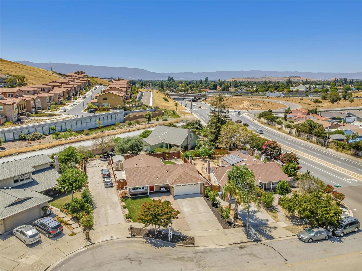 3887 Regaby Place CT