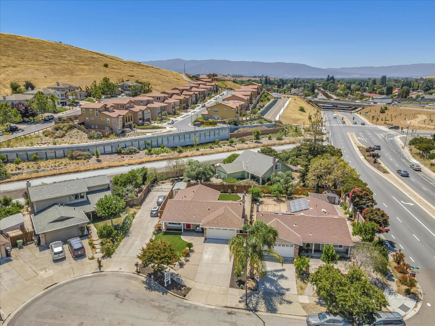 3887 Regaby Place CT
