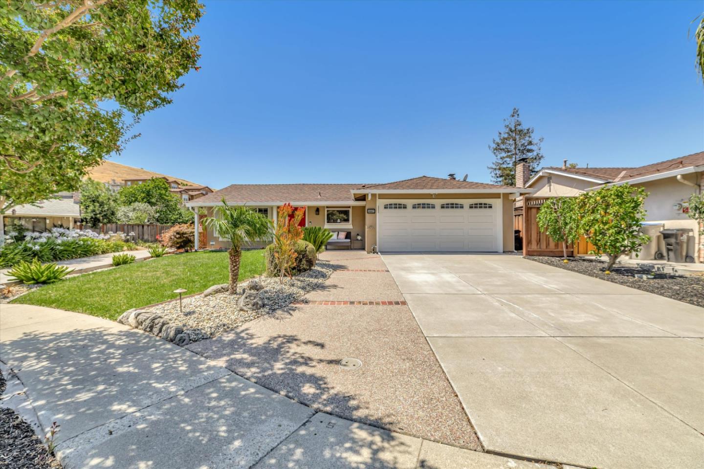 3887 Regaby Place CT