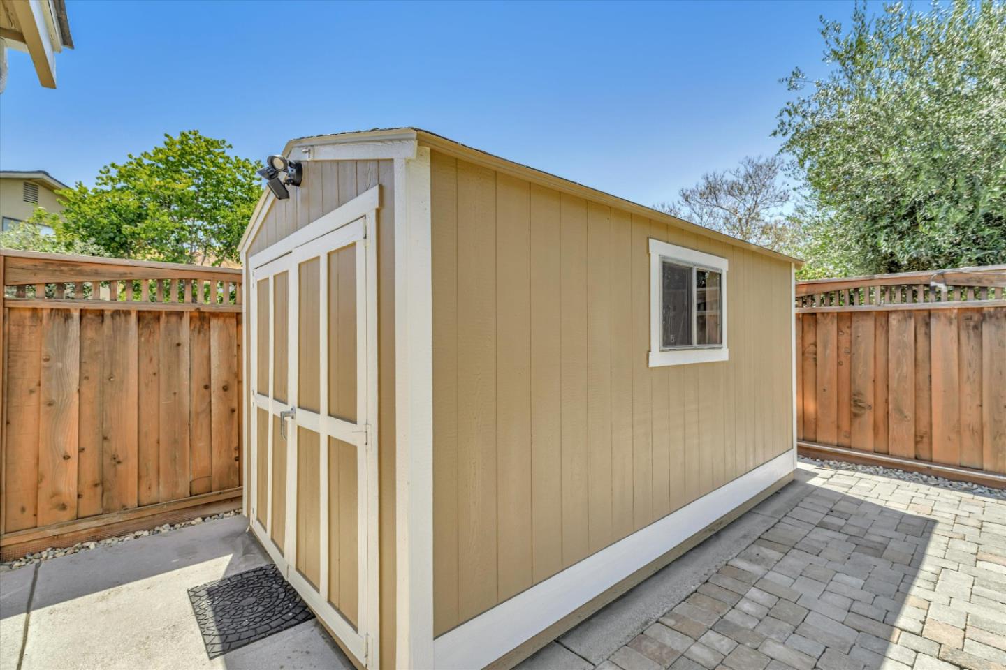 3887 Regaby Place CT