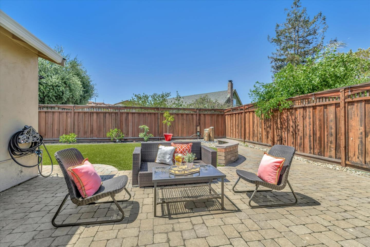 3887 Regaby Place CT