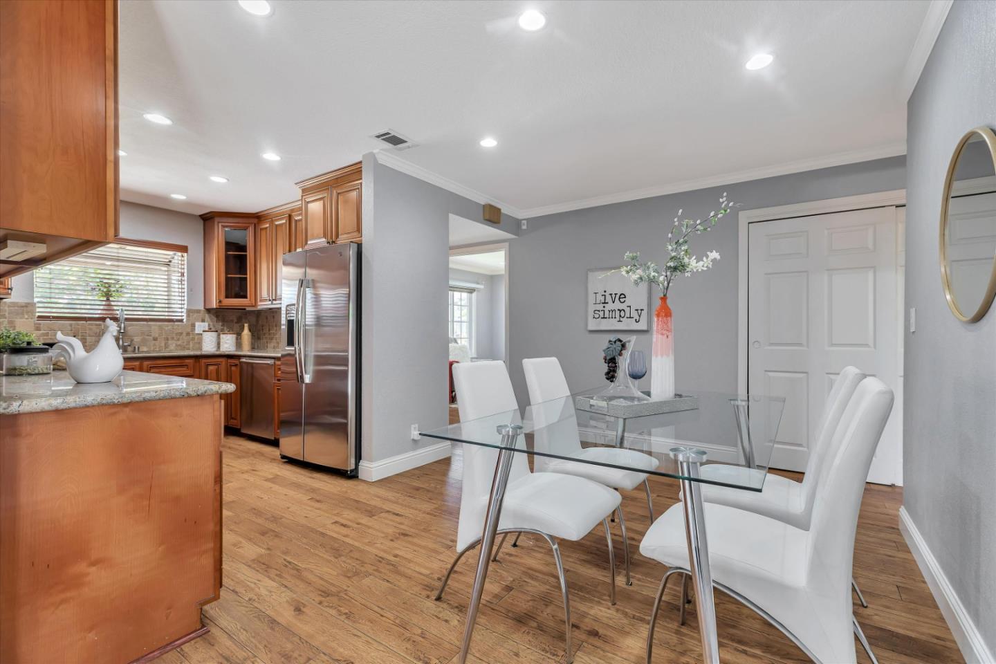 3887 Regaby Place CT