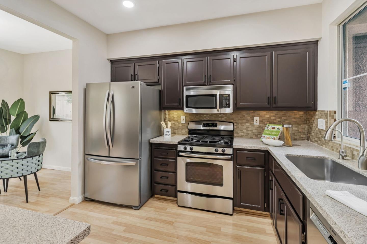 3642 Jasmine Circle